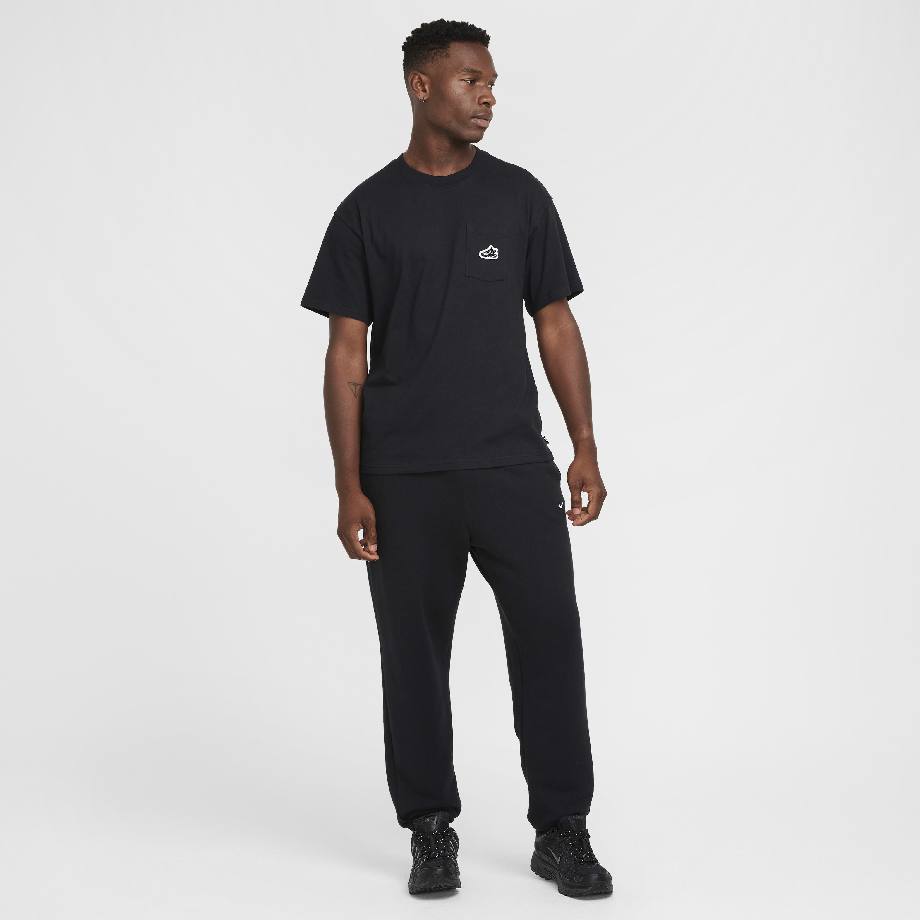 نايكي سبورتسوير image number 5