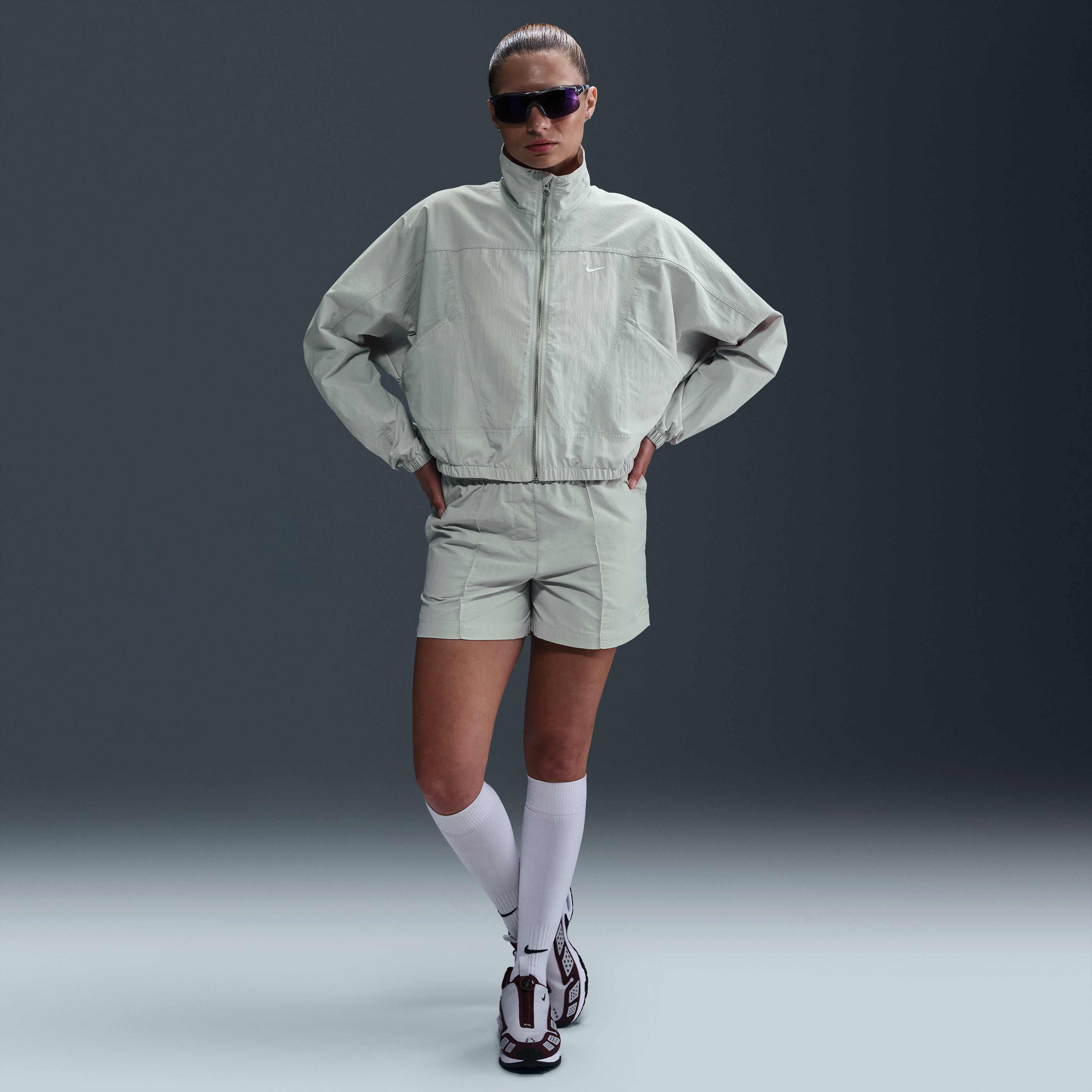 نايكي سبورتسوير ايفريثنج ووفنز image number 3