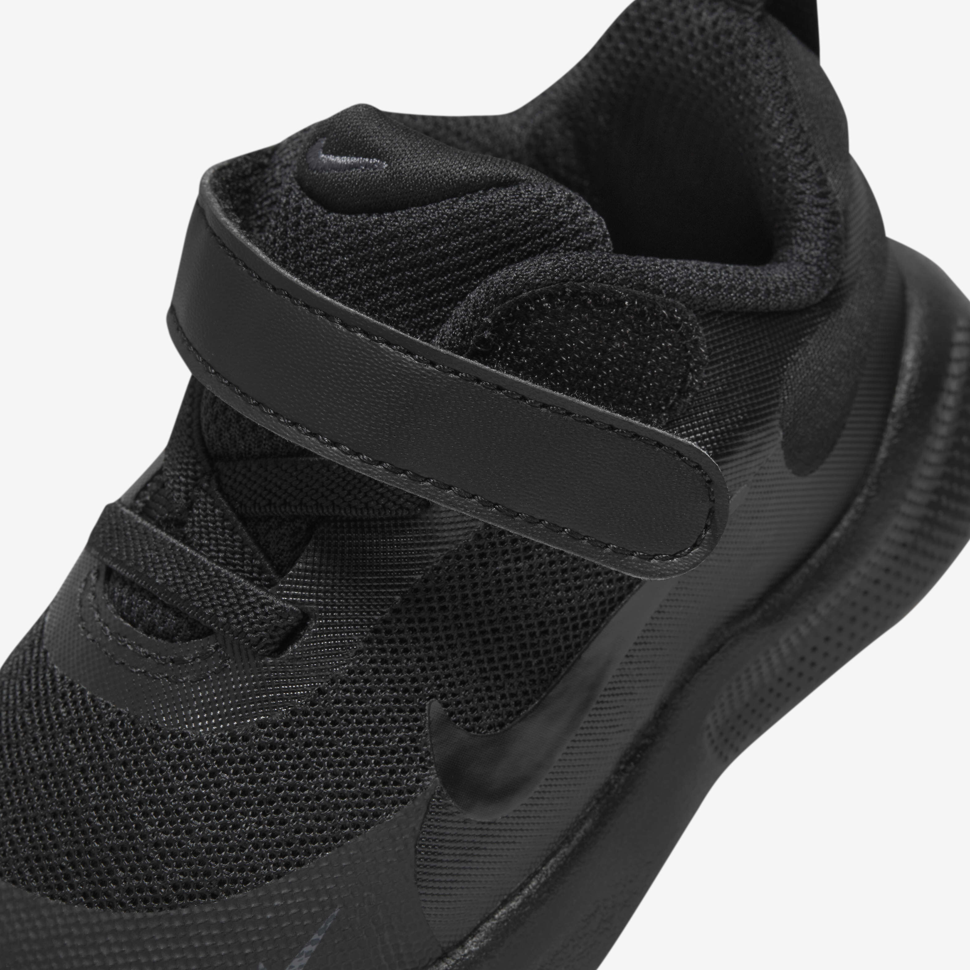 Size 7 nike toddler shoes deals