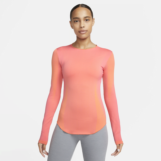 Nike hotsell workout top