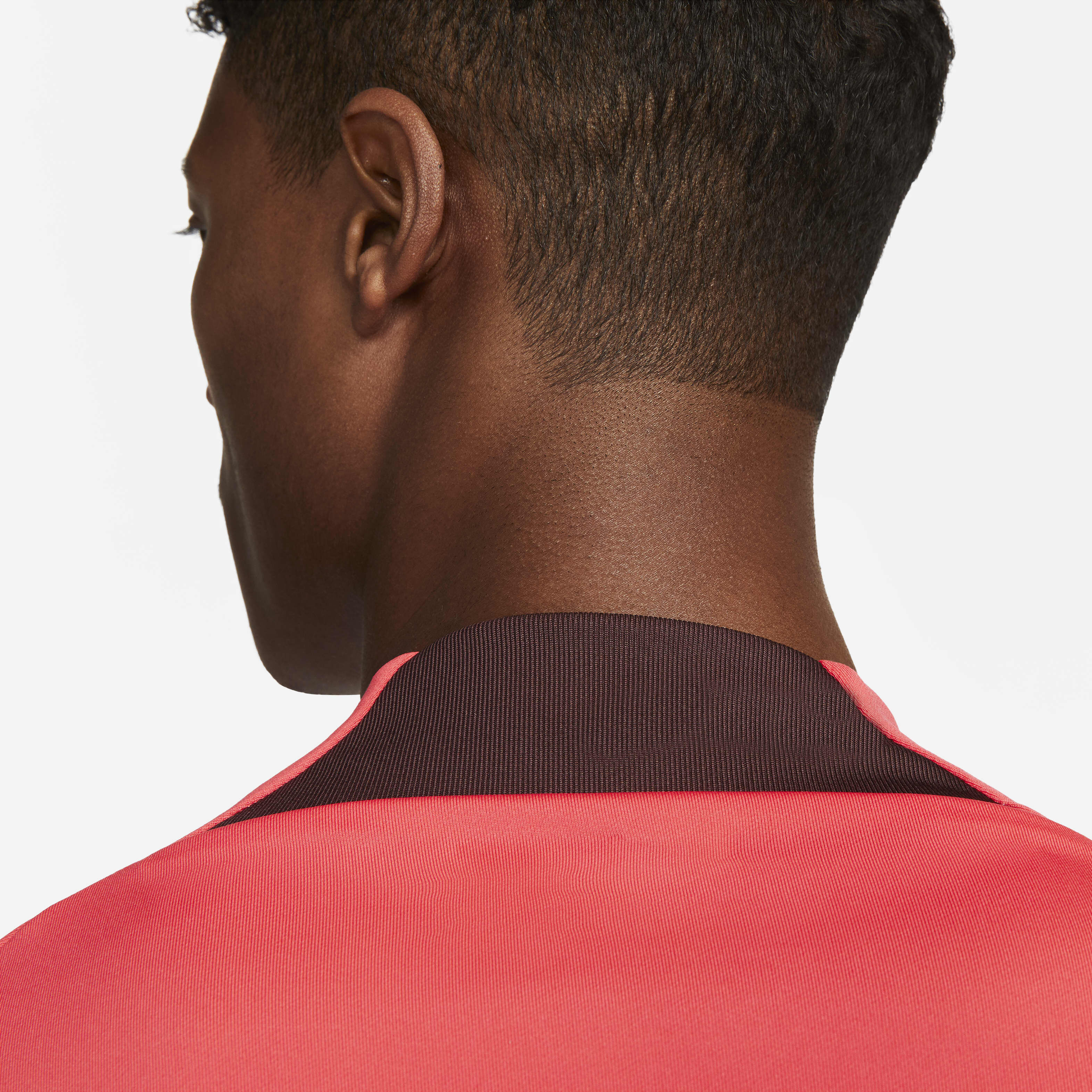 ليفربول سترايك image number 3