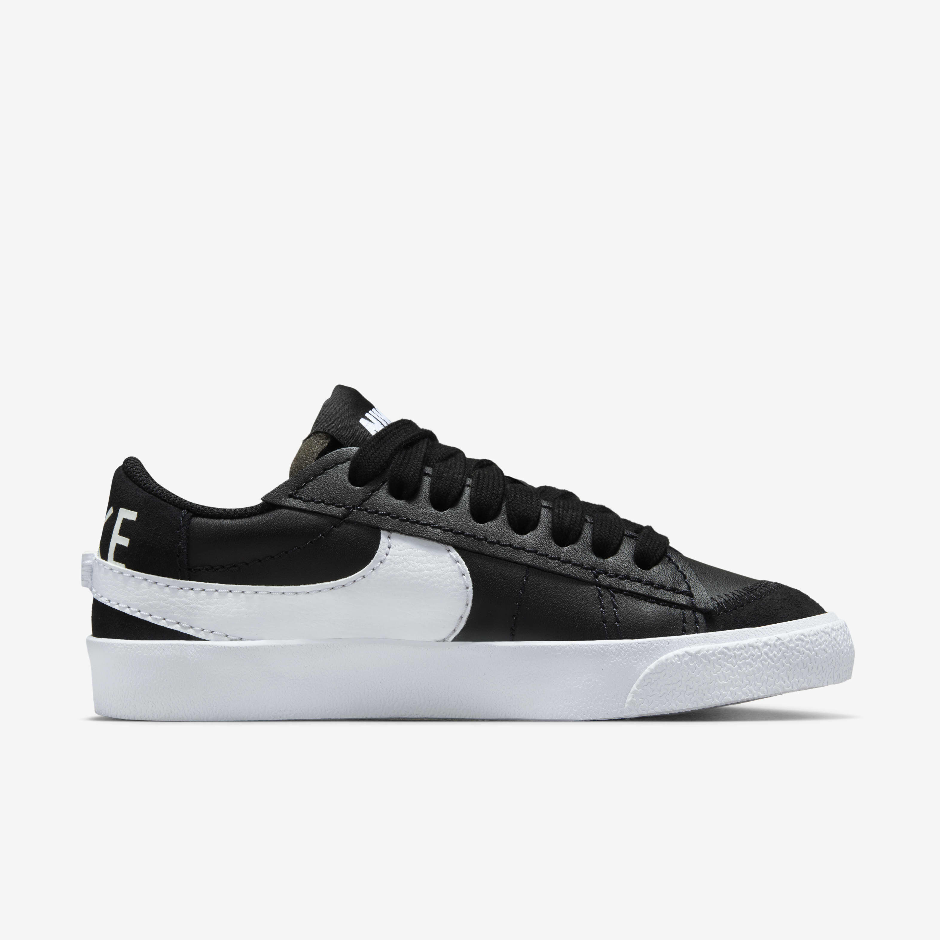 Nike Blazer Low '77 Jumbo image number 2