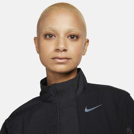 Nike therma jacket sales womens