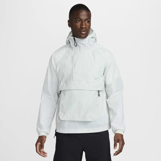 Nike APS Nike APS