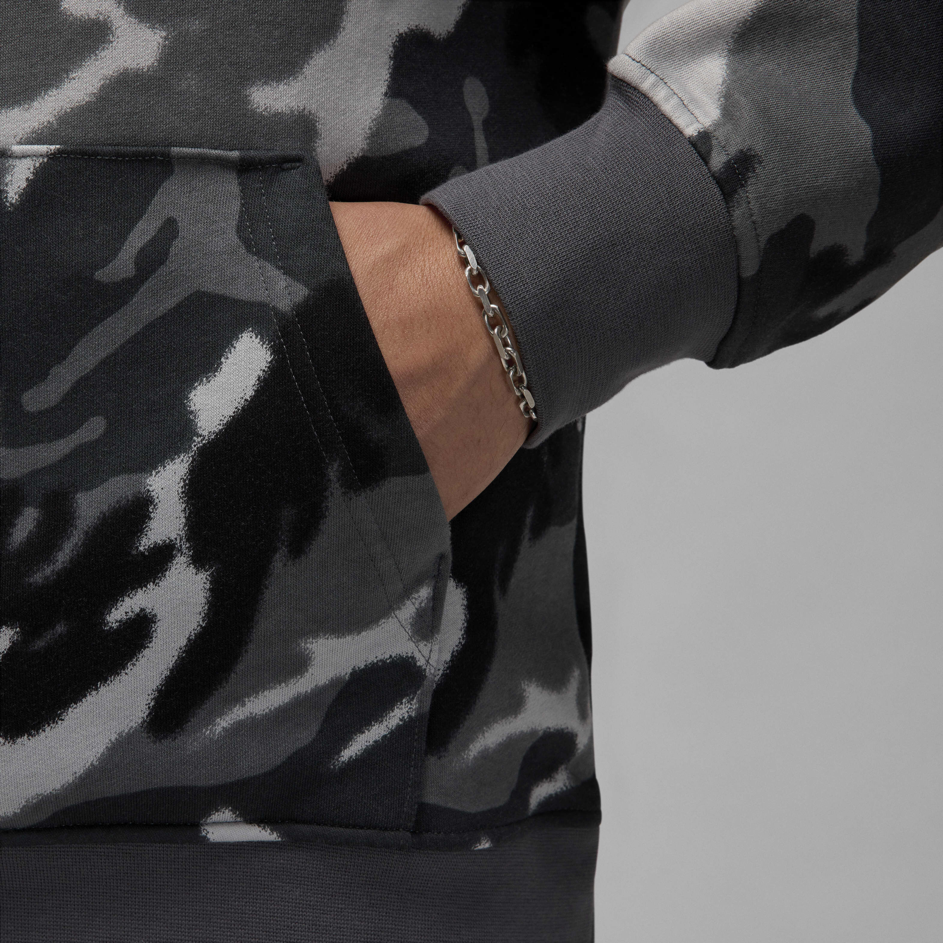 جوردن ام في بي image number 4