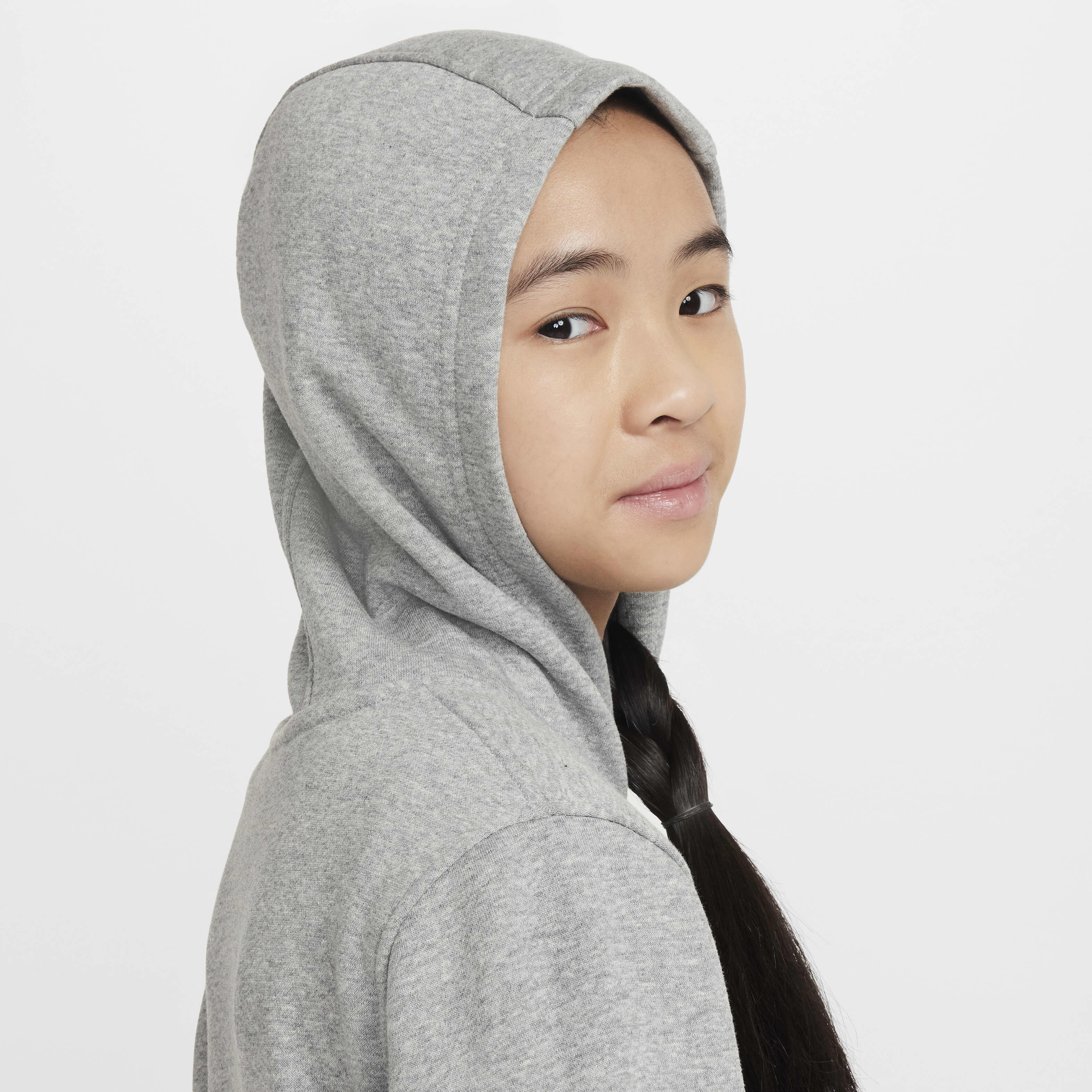 نايكي سبورتسوير كلوب فليس image number 4