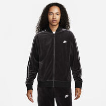 Nike Sportswear Club