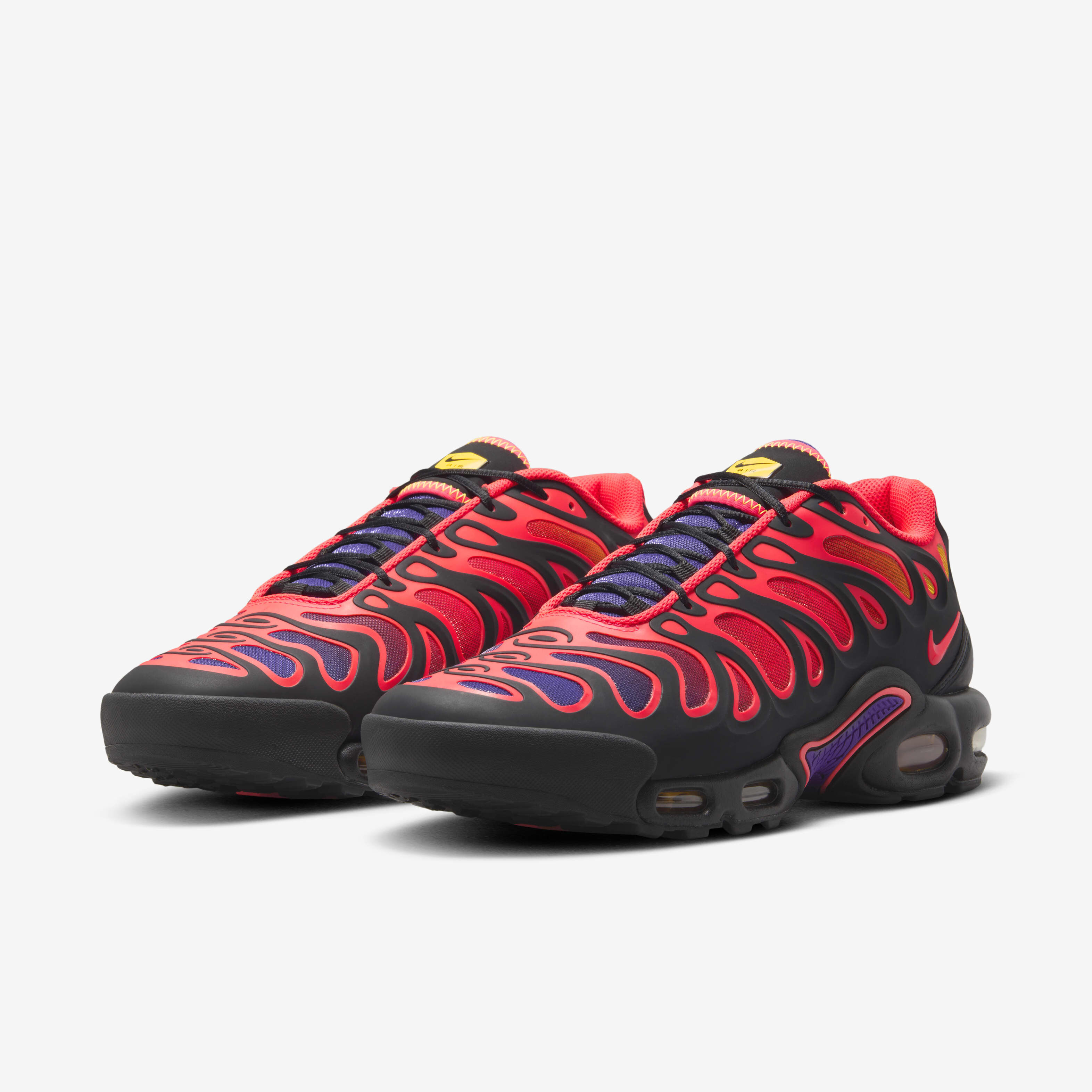 Nike air max plus kicks on fire 2025
