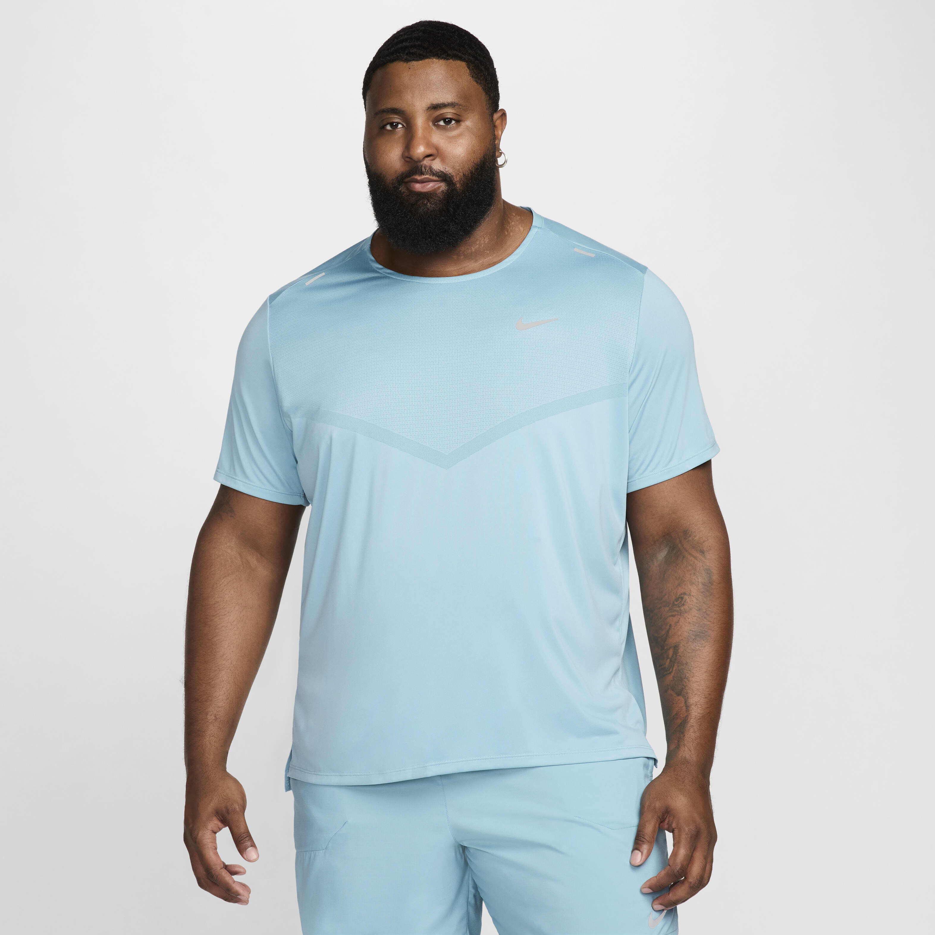 Buy Nike Rise 365 Men s Dri FIT Short Sleeve Running Top Nike Saudi Official