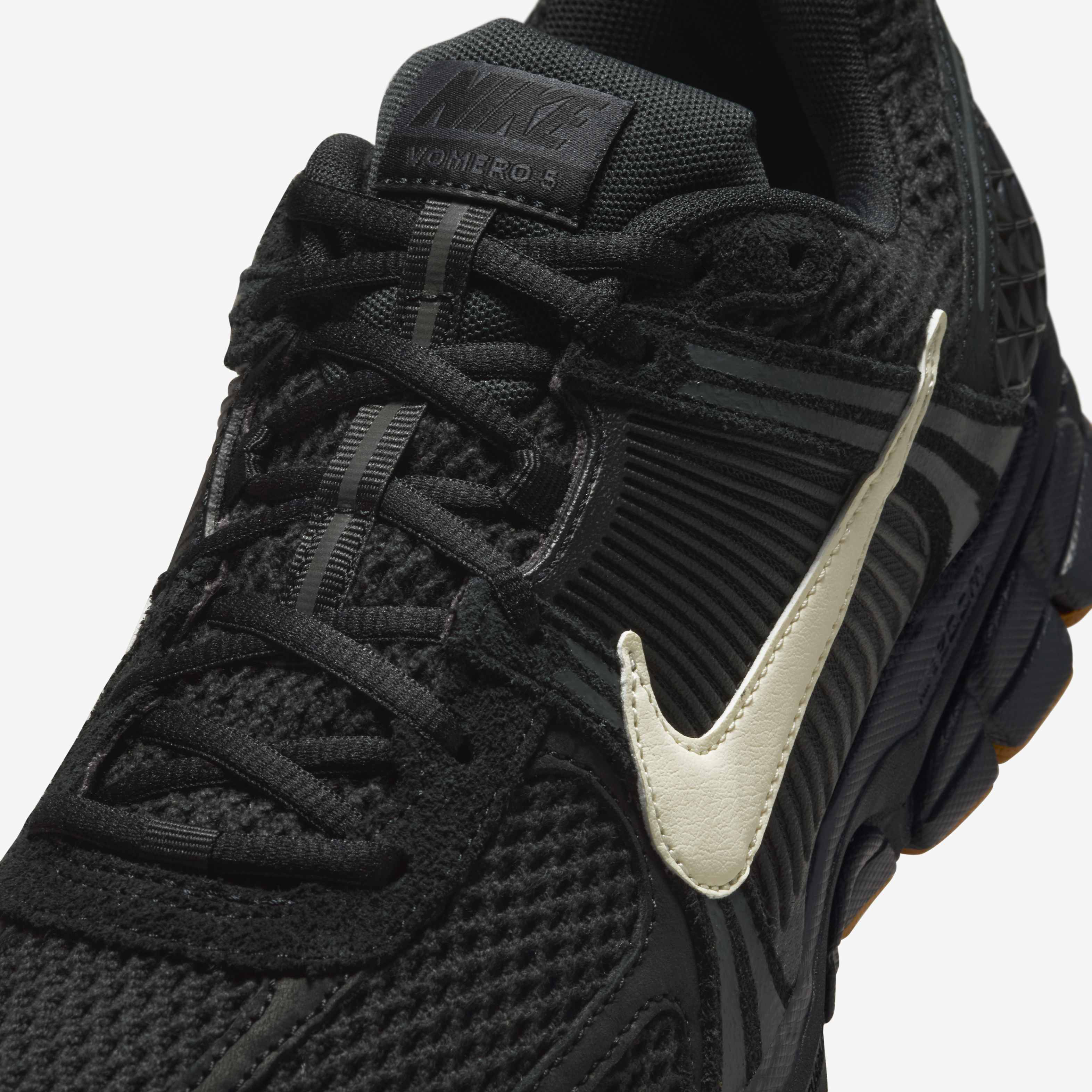 Nike Zoom Vomero 5 image number 6
