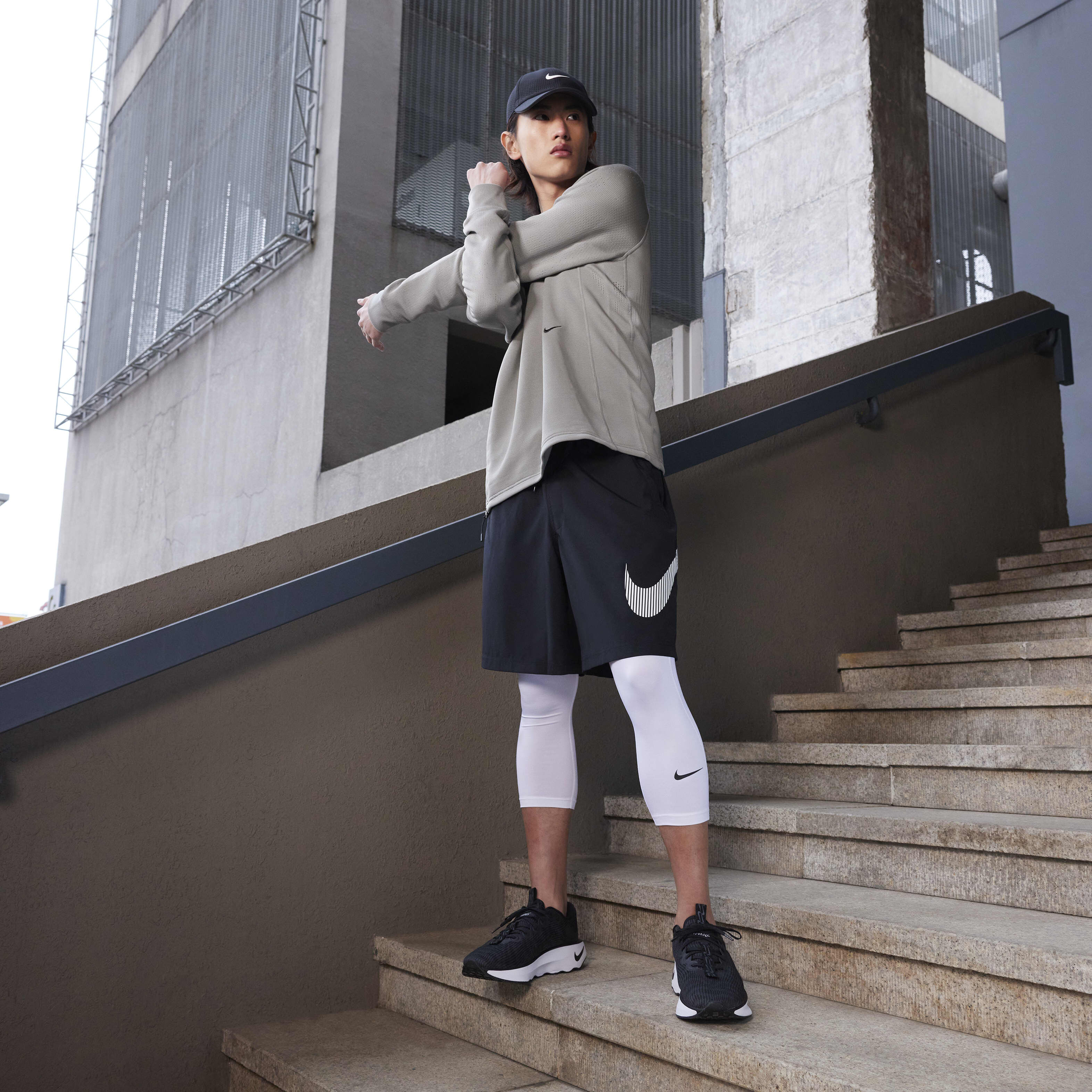 Nike Motiva image number 9