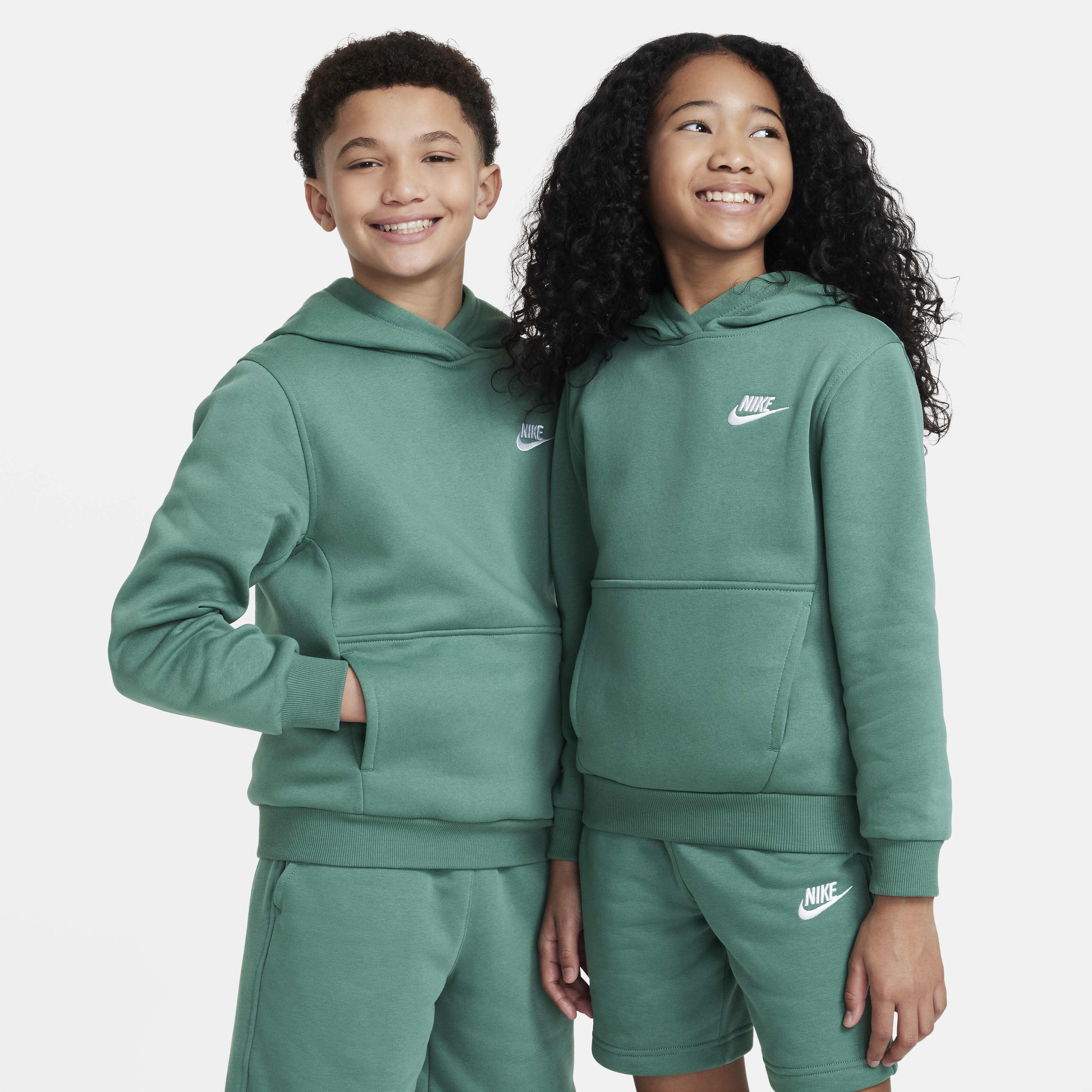 Warm nike hoodies deals