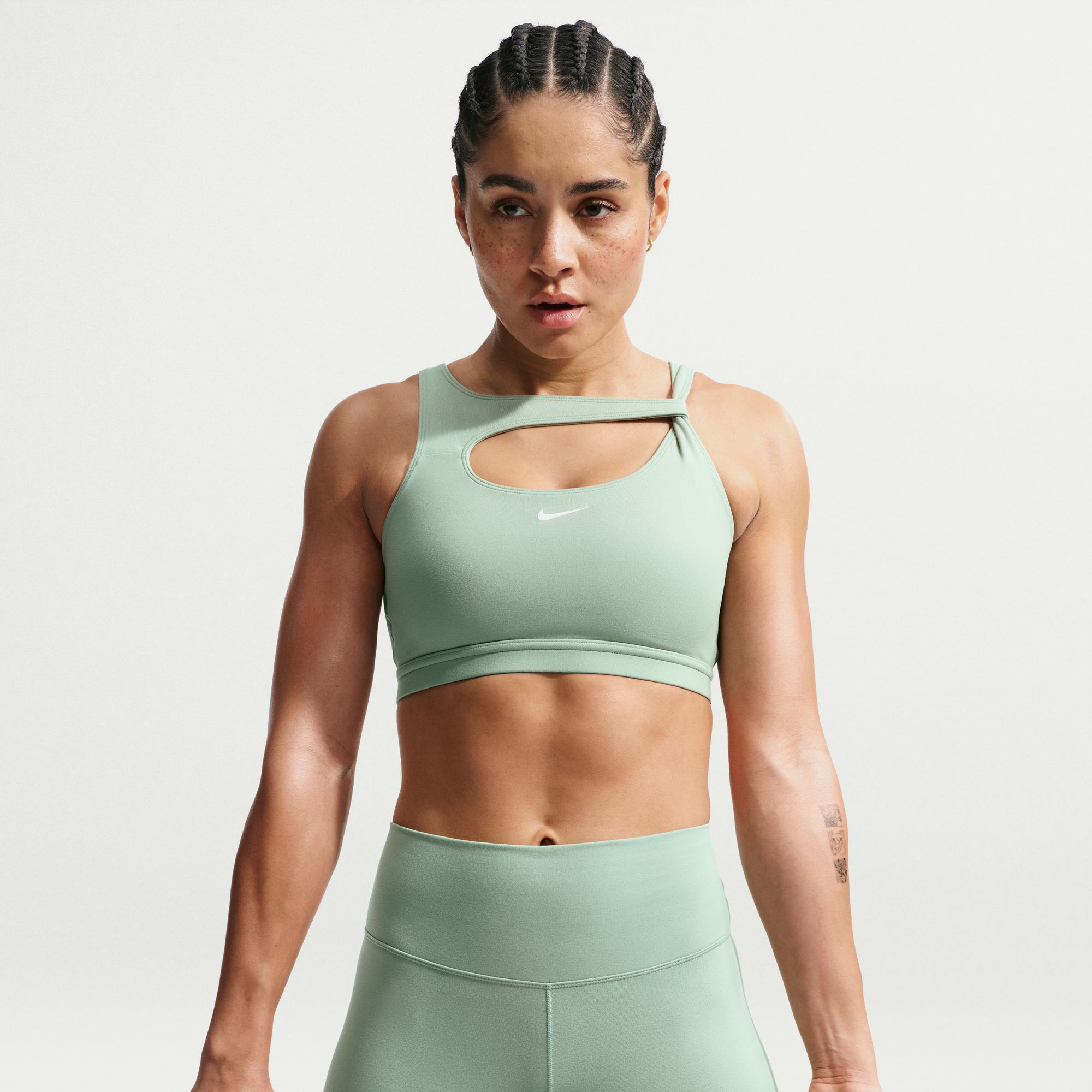 Nike One image number 2