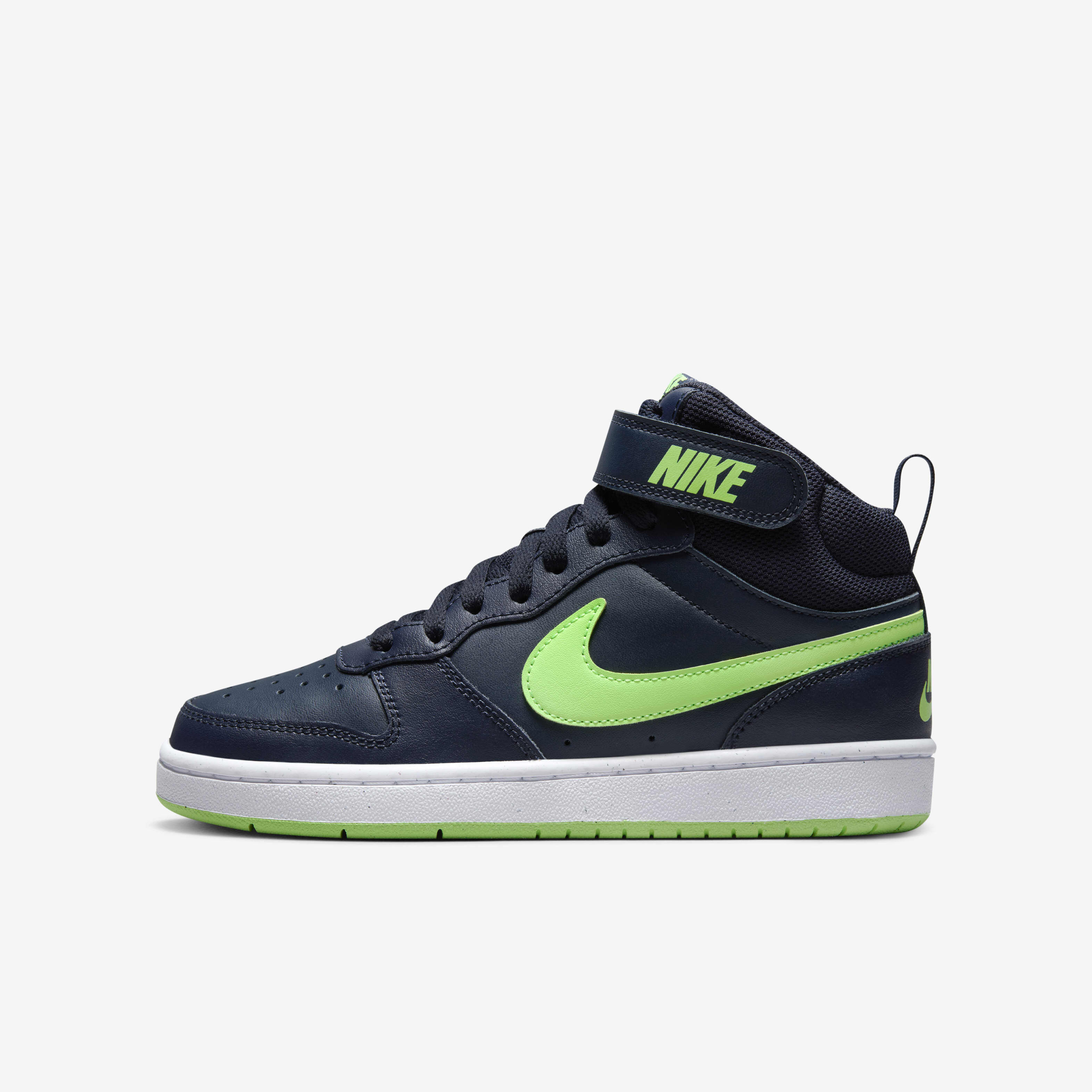 Nike mid ankle shoes hotsell