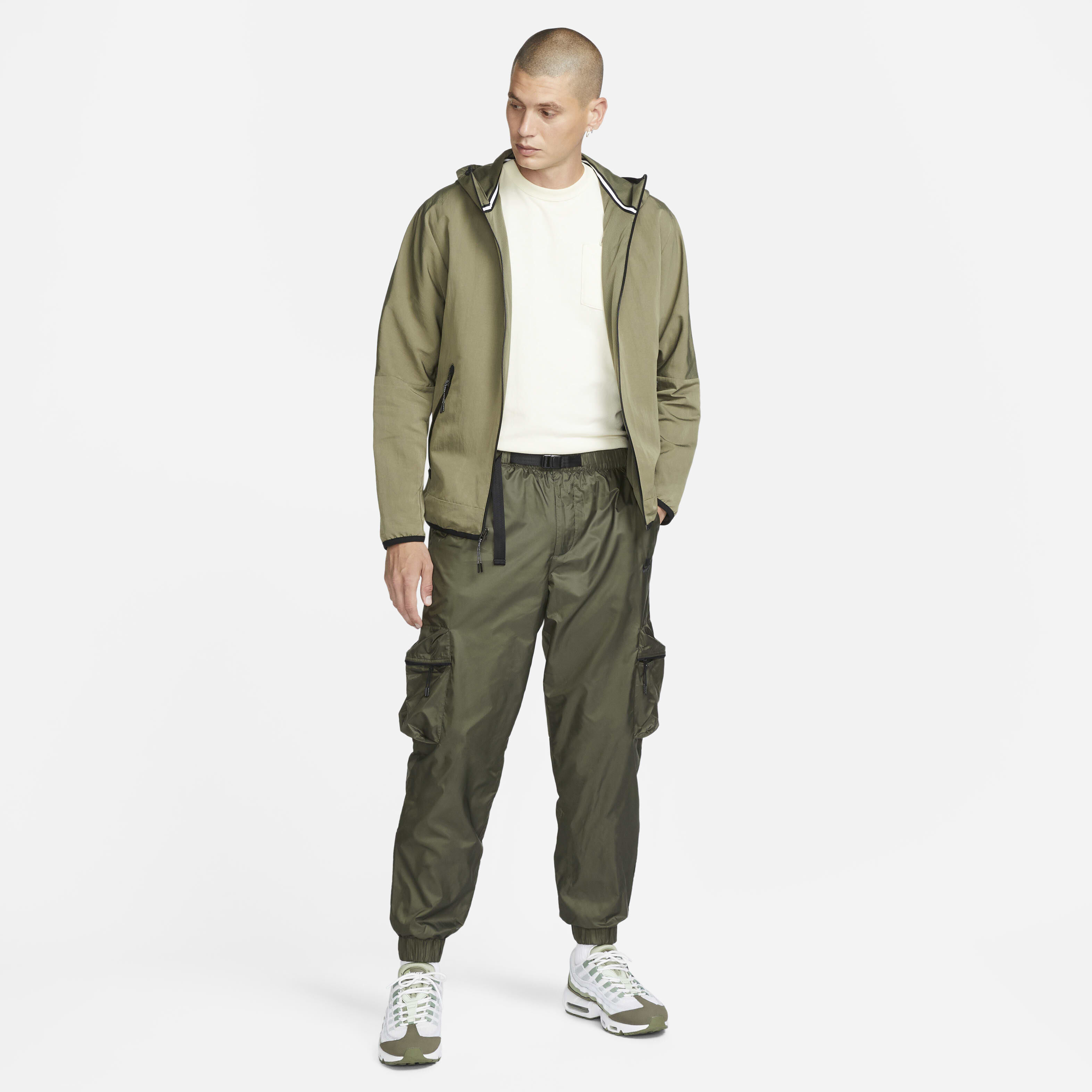 Nike tech cargo cheap
