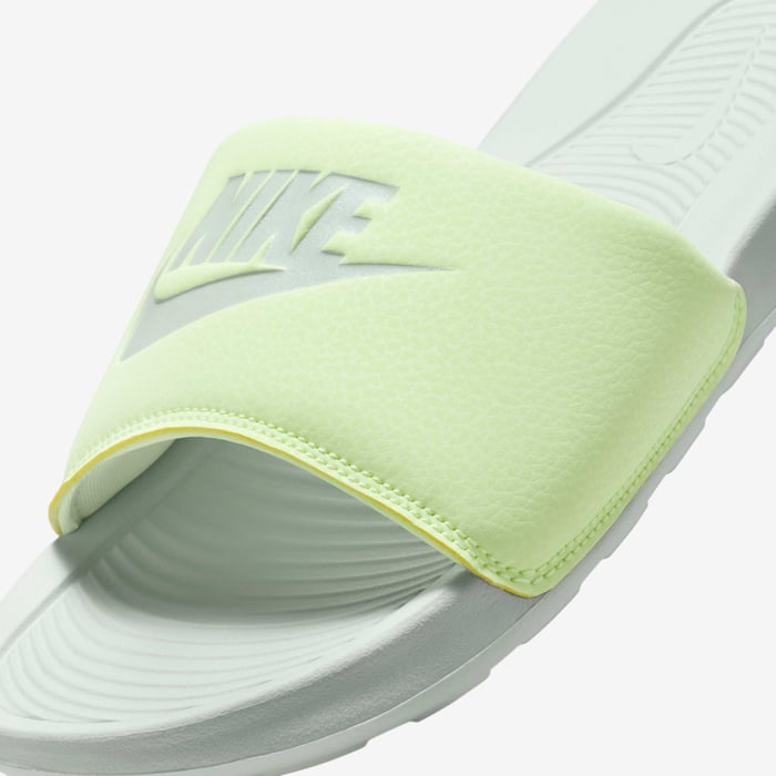 Nike Victori One image number 5 Nike Victori One image number 5