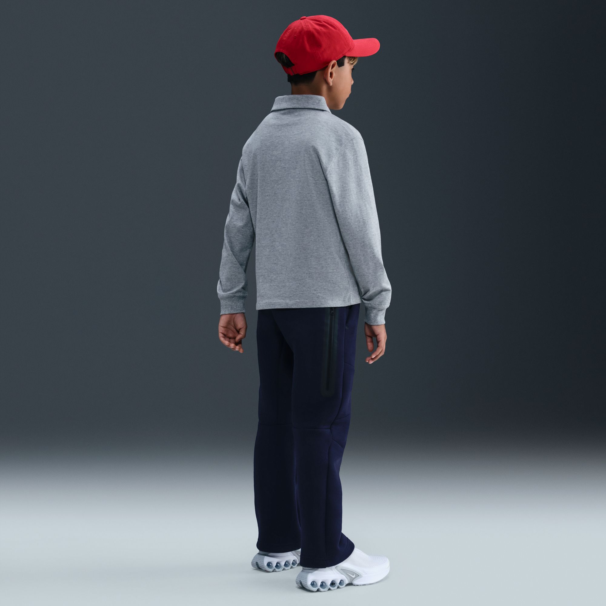 Nike Sportswear Tech Fleece image number 4