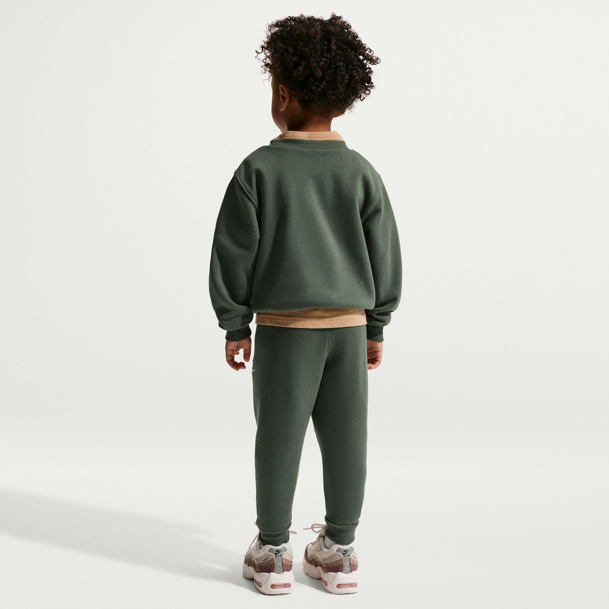 Nike image number 1