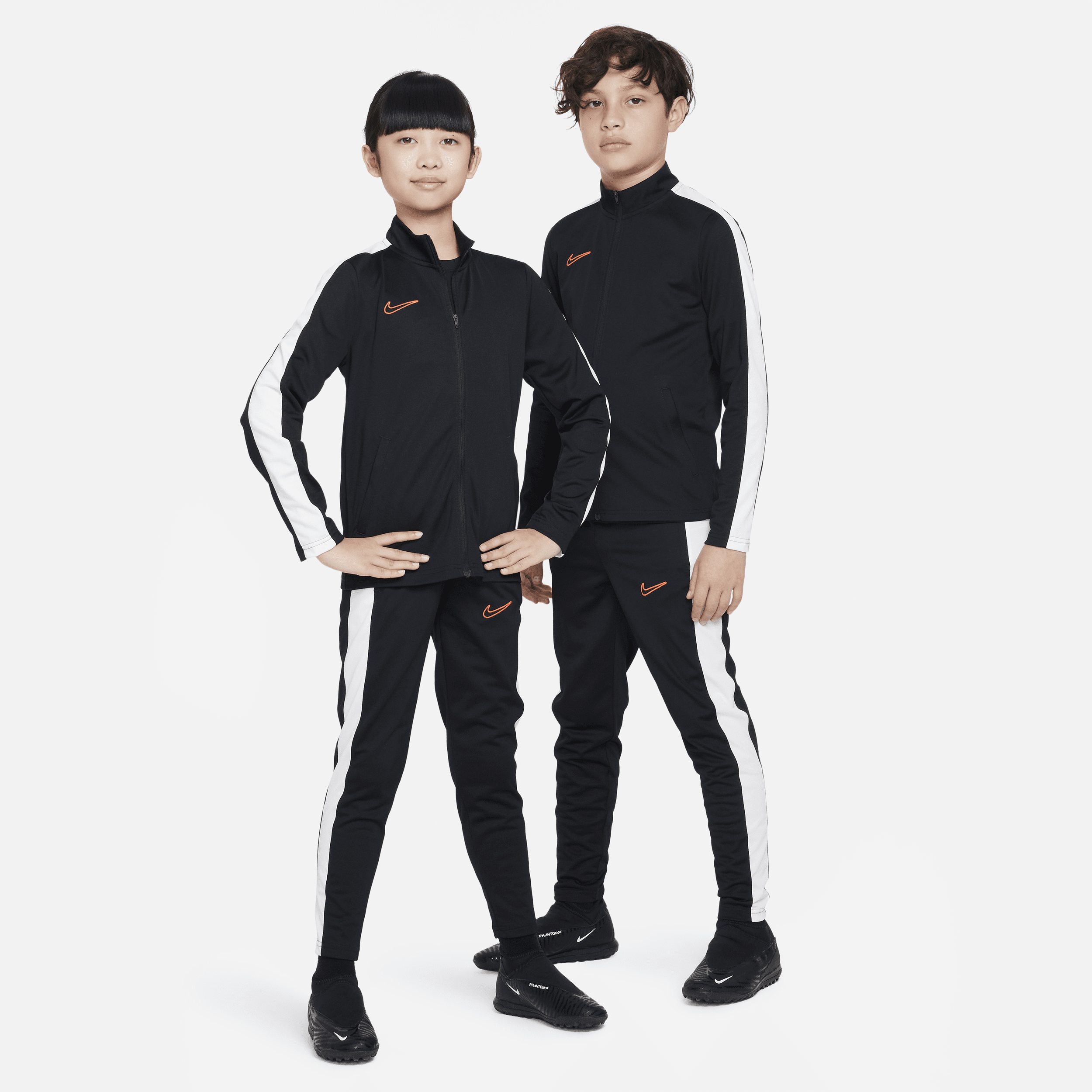 Nike kids 2024 tracksuit