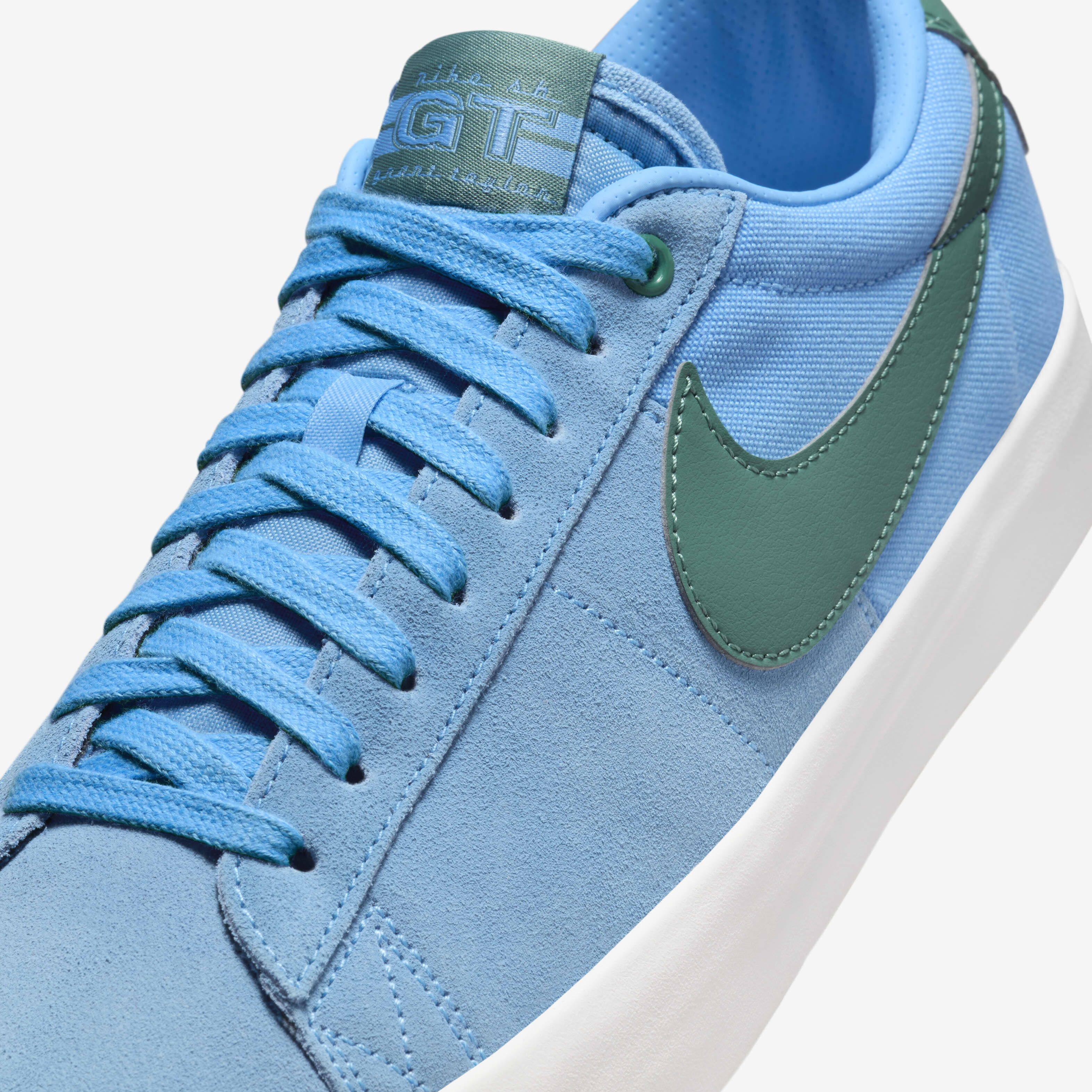 Nike sb zoom blazer low canvas 2025