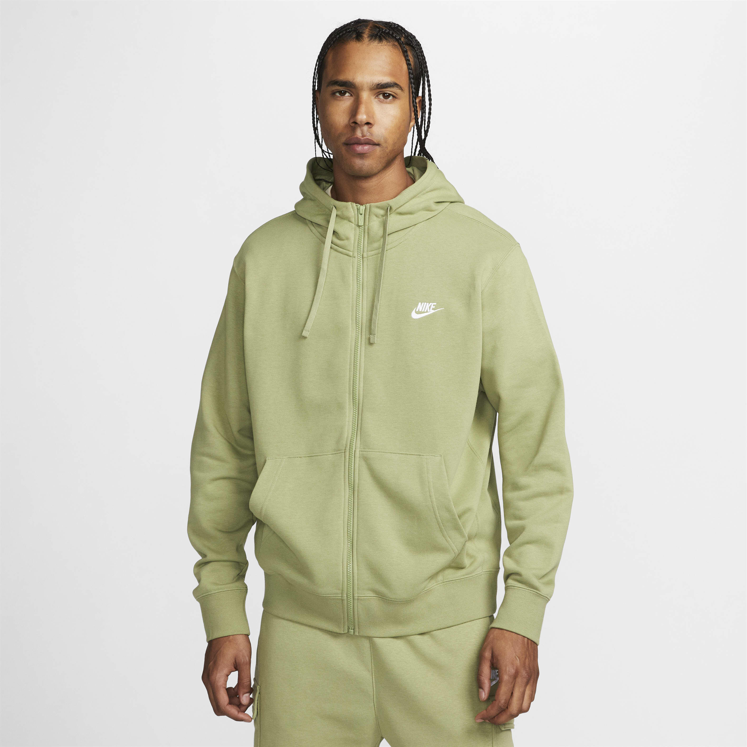 نايكي سبورتسوير كلوب image number 0