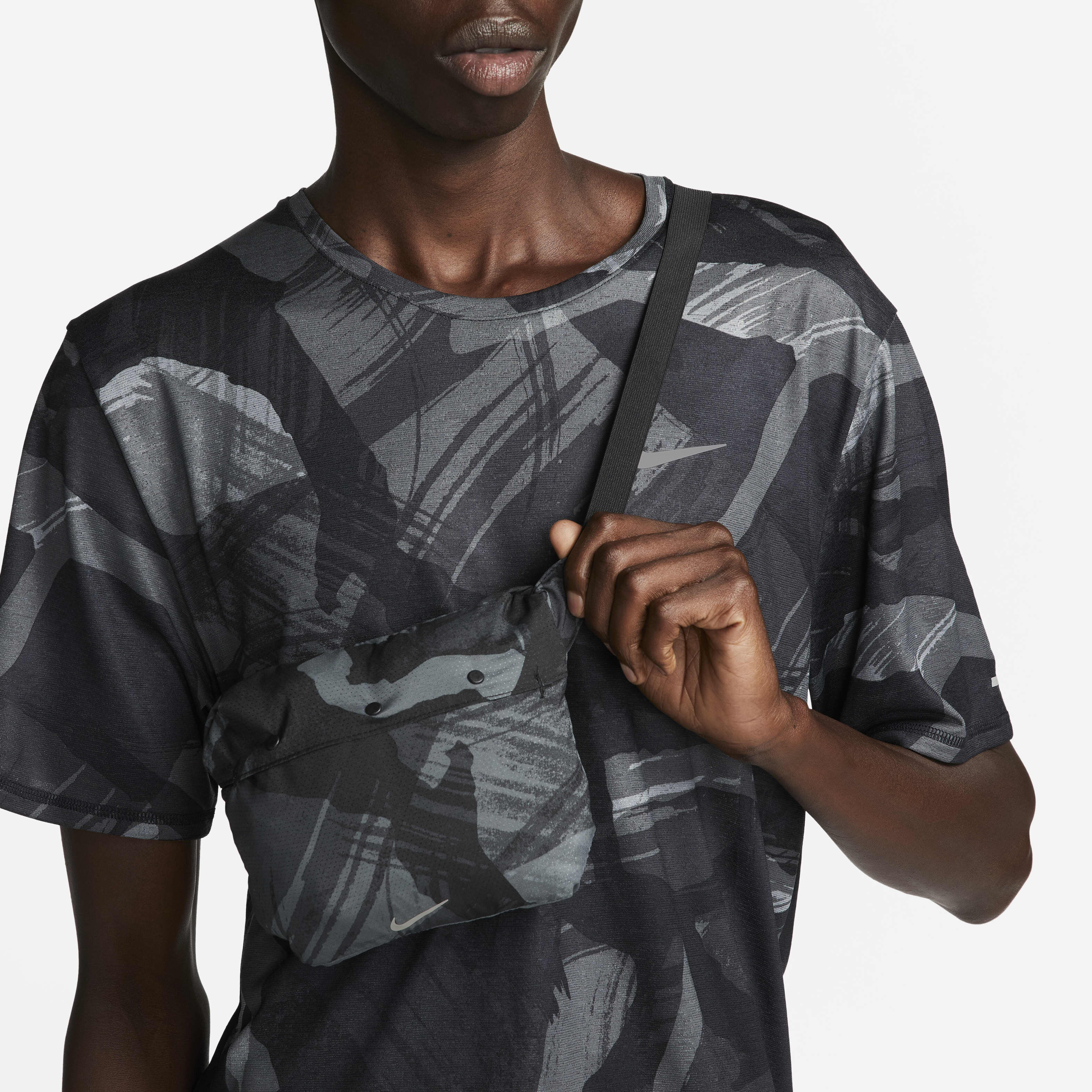 Nike windrunner camo outlet