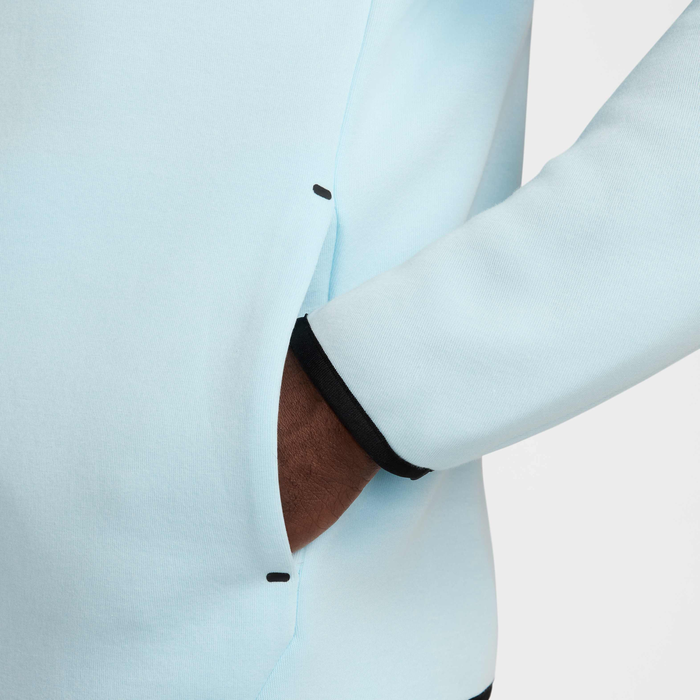 Nike Tech image number 7 Nike Tech image number 7