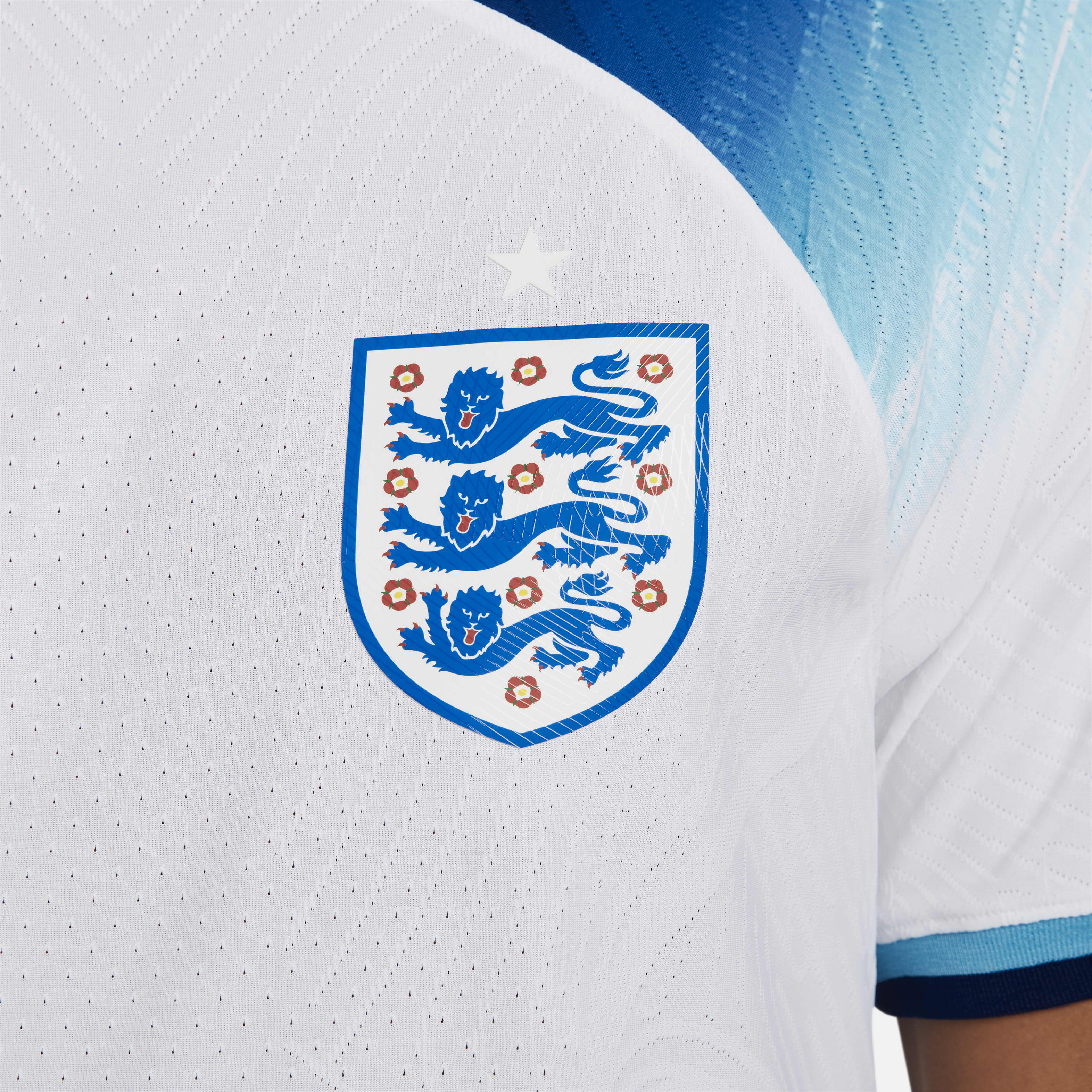 England 2022/23 Match Home image number 3