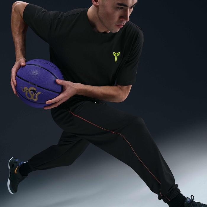 Kobe image number 4 Kobe image number 4