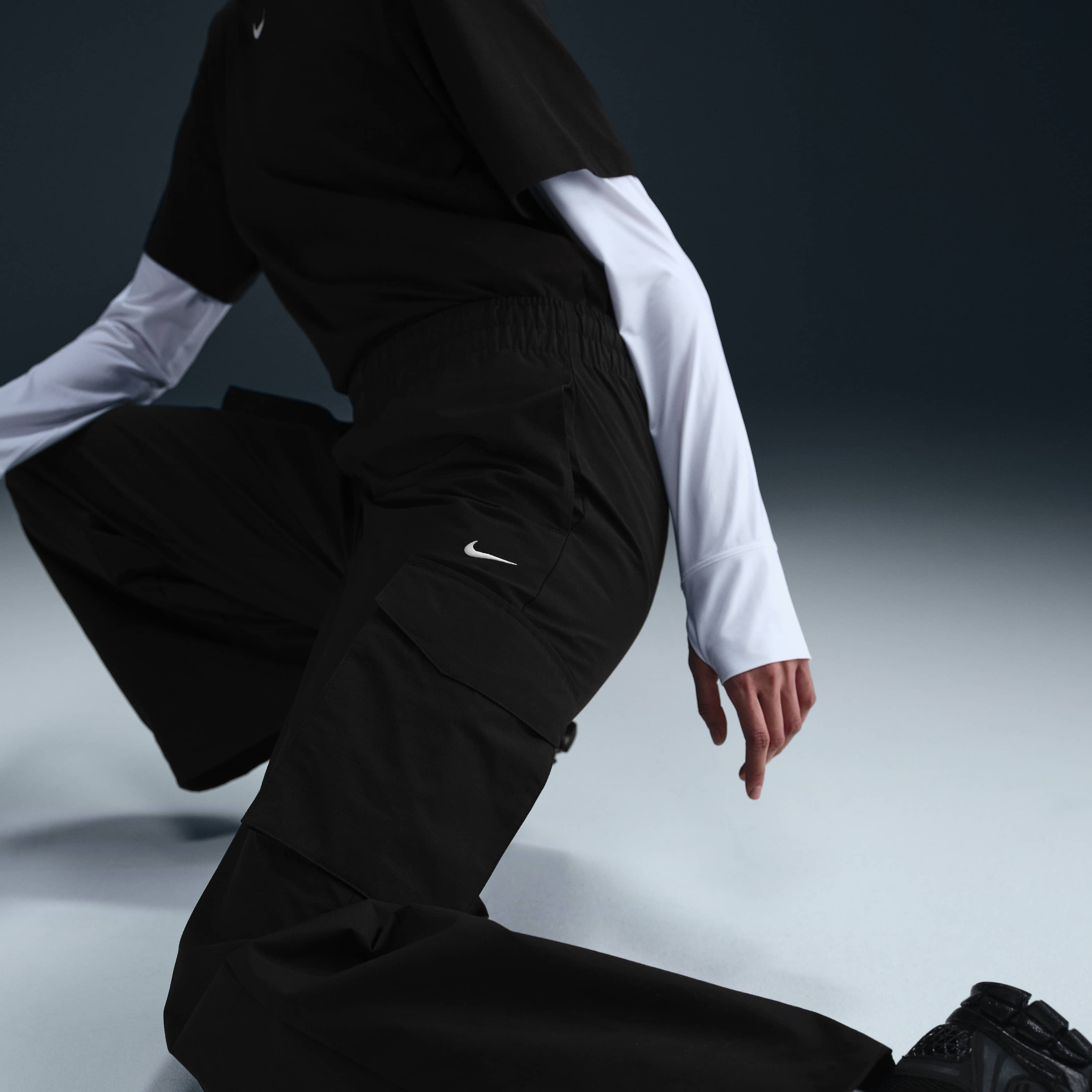 Nike Sportswear Everything Wovens image number 4