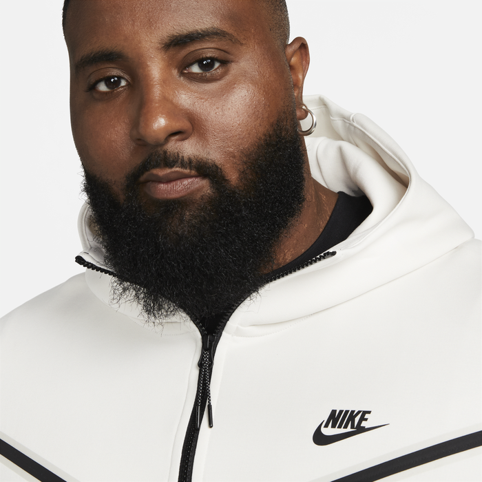 White tech fleece sales hoodie