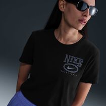 Nike Sportswear Club
