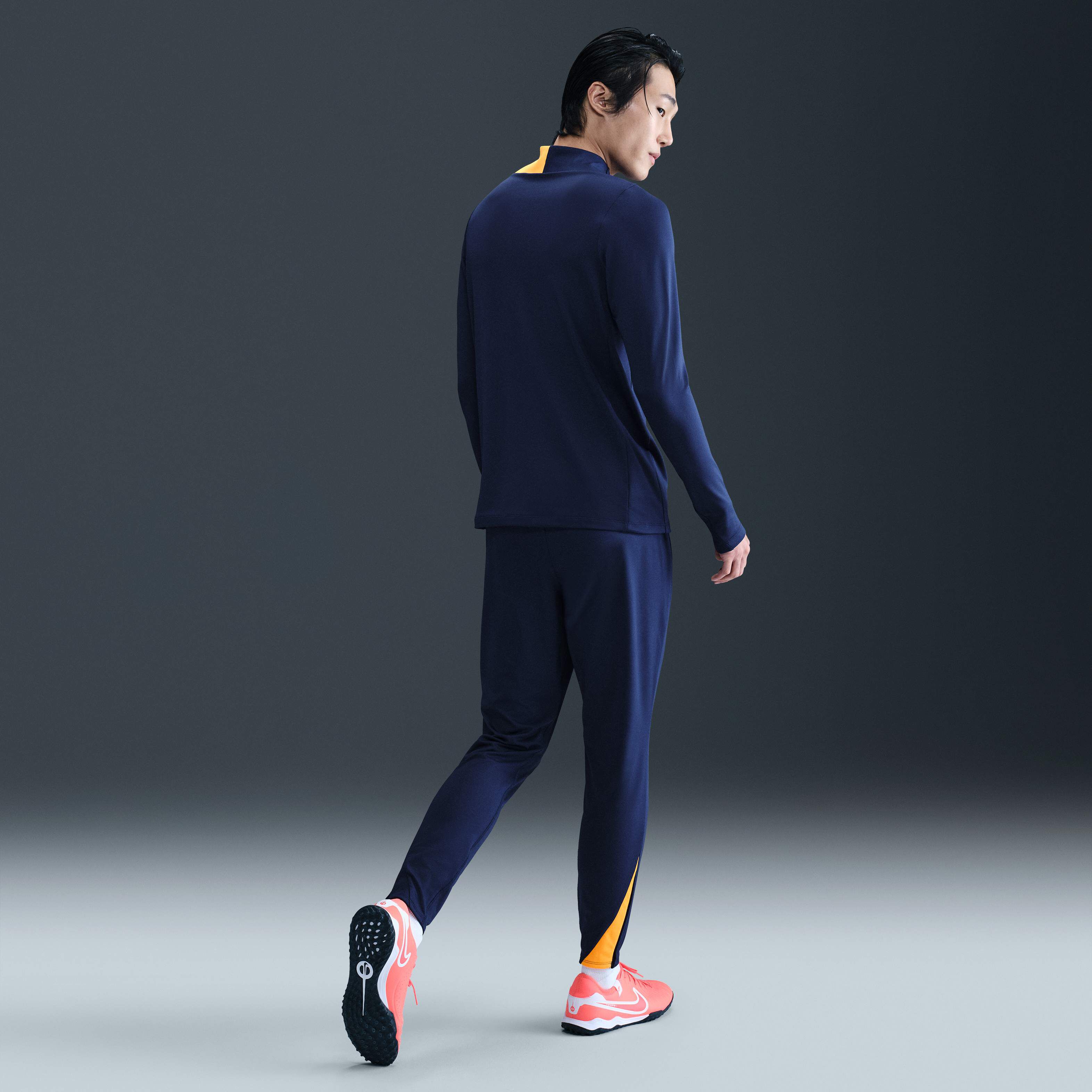 نايكي سترايك image number 4