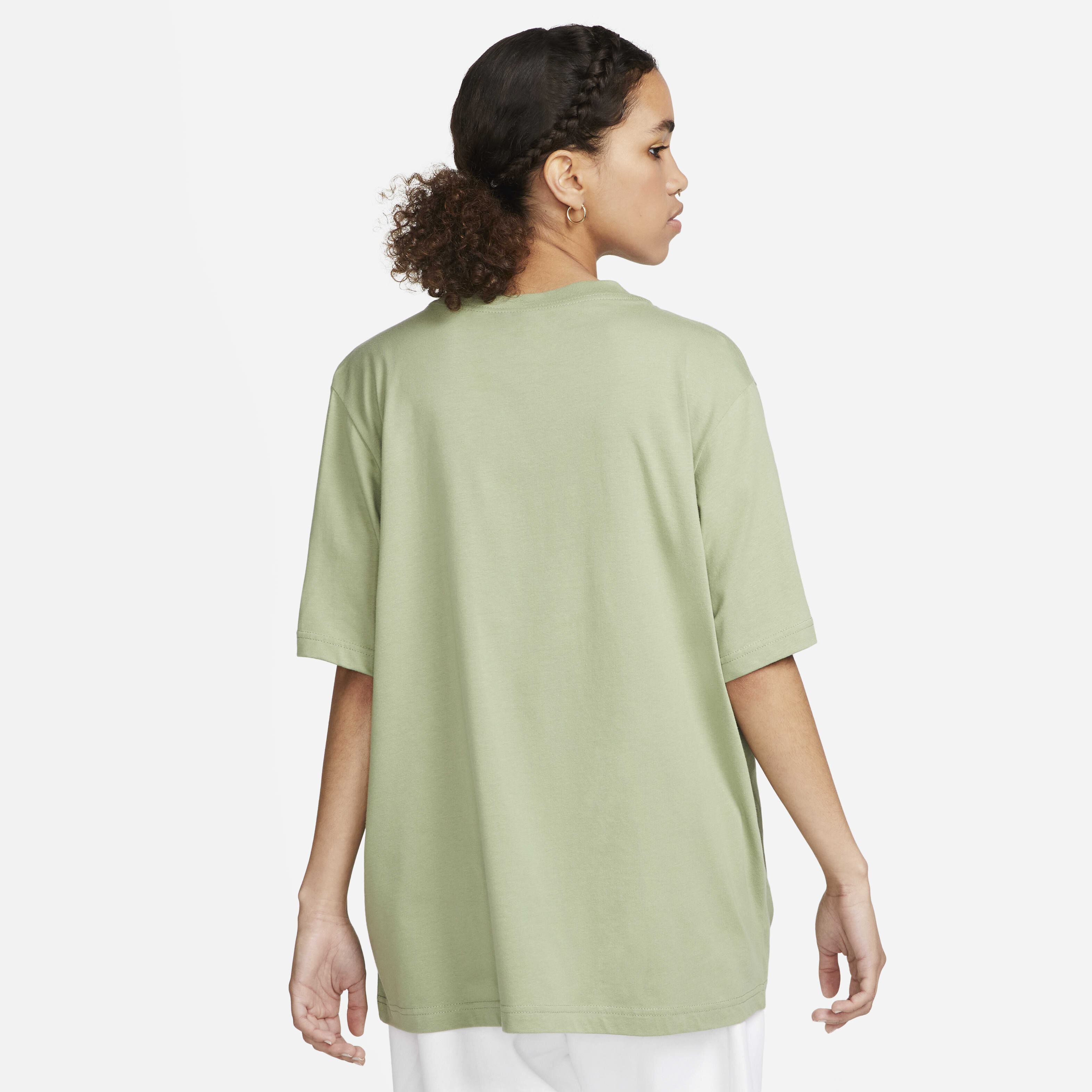 Nike Sportswear Essential image number 1