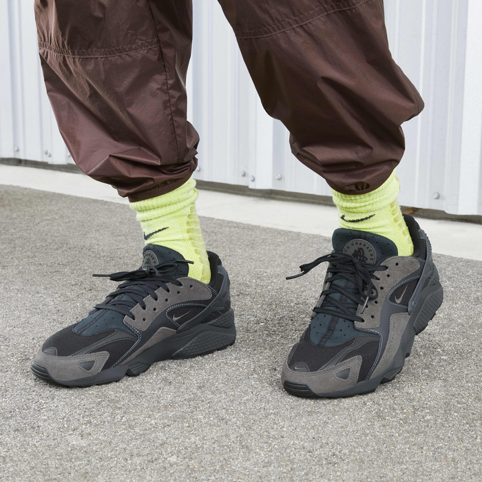Nike Air Huarache Runner image number 1 Nike Air Huarache Runner image number 1