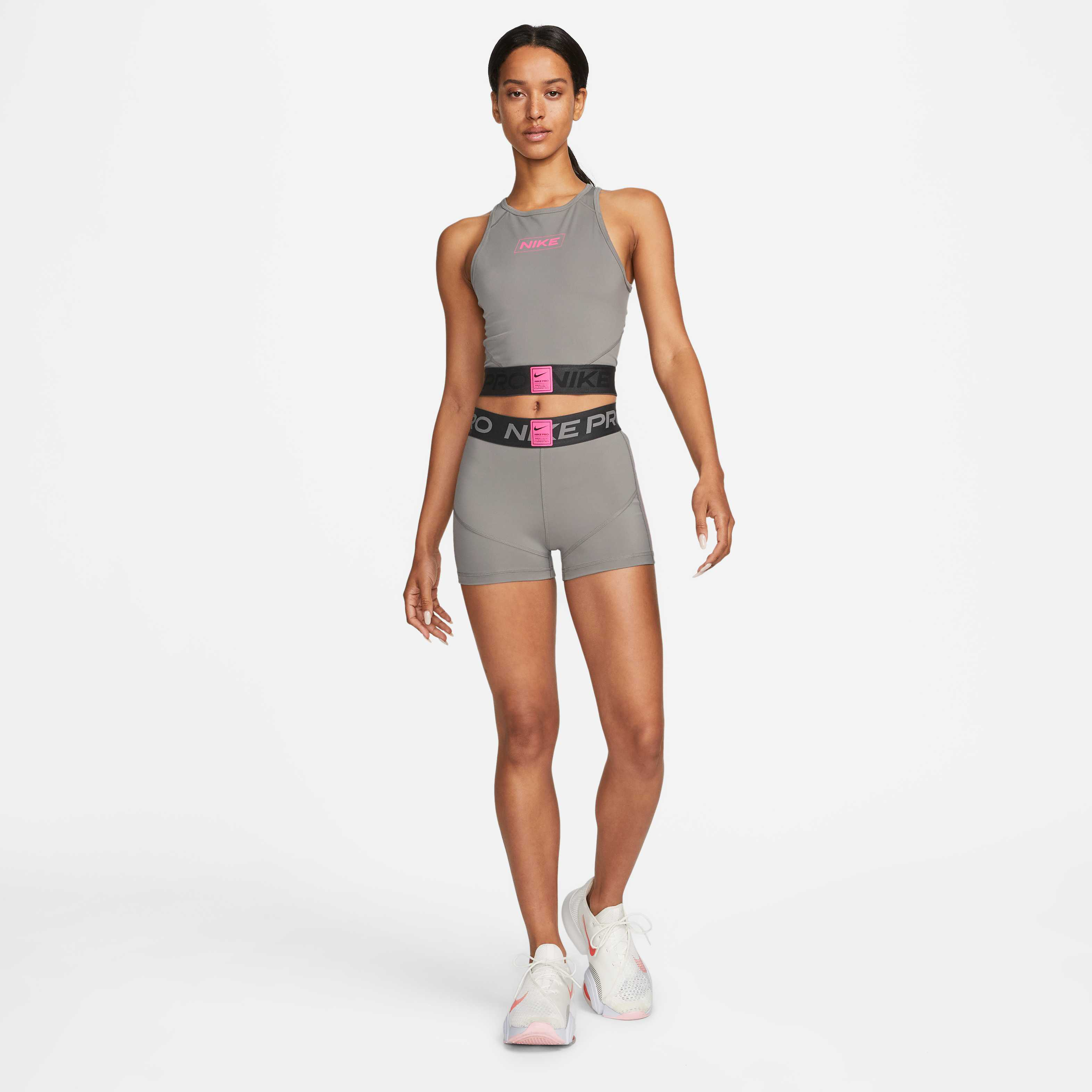 نايكي برو دراي-فت image number 4