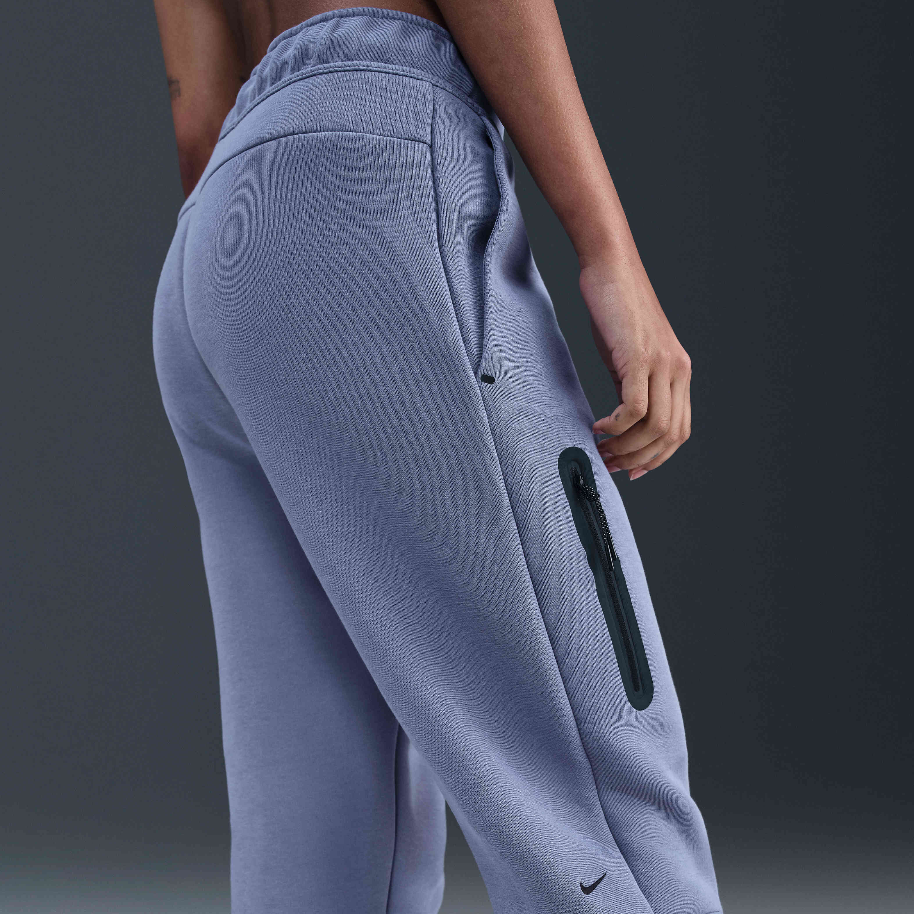 نايكي سبورتسوير تك فليس image number 2