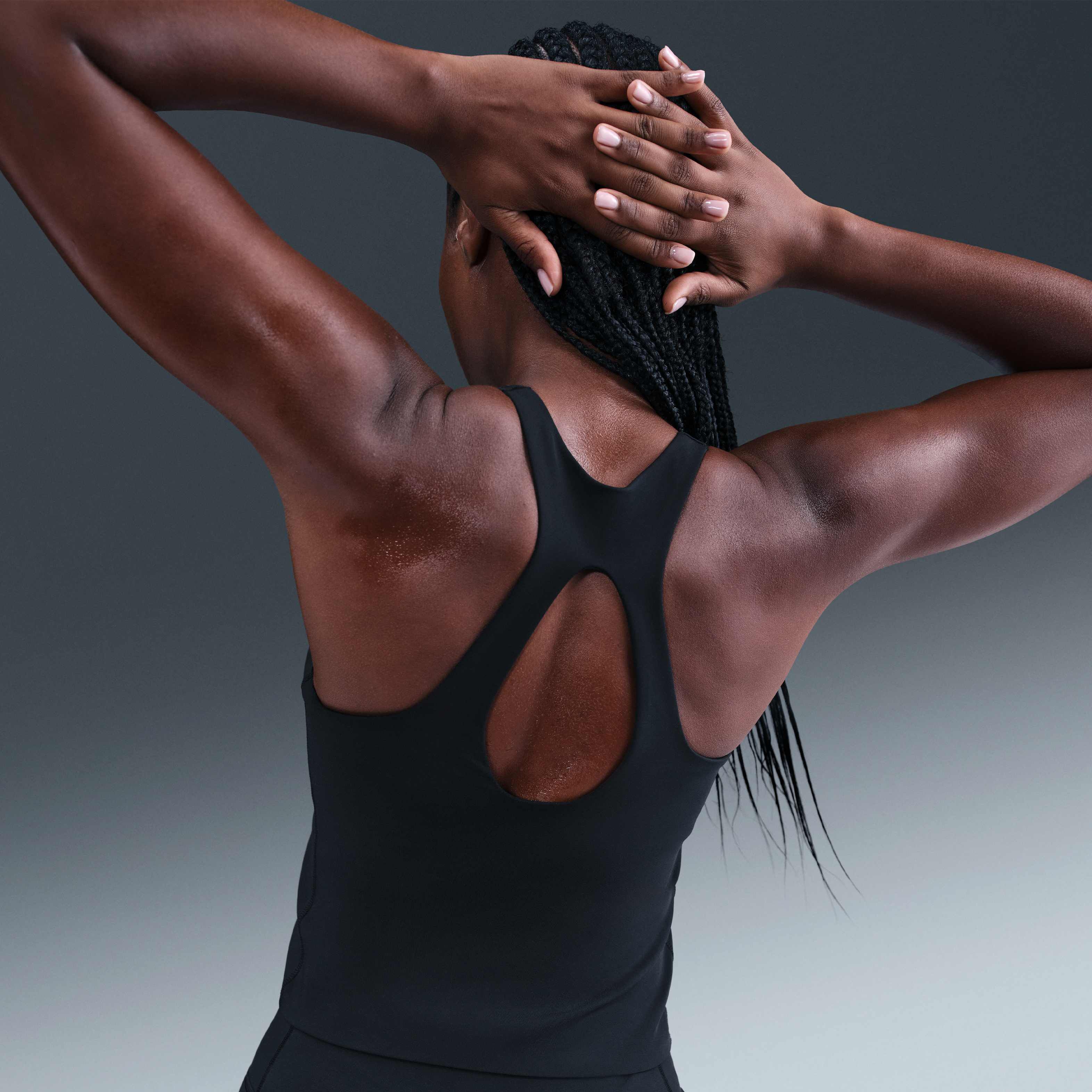 Nike Universa image number 1