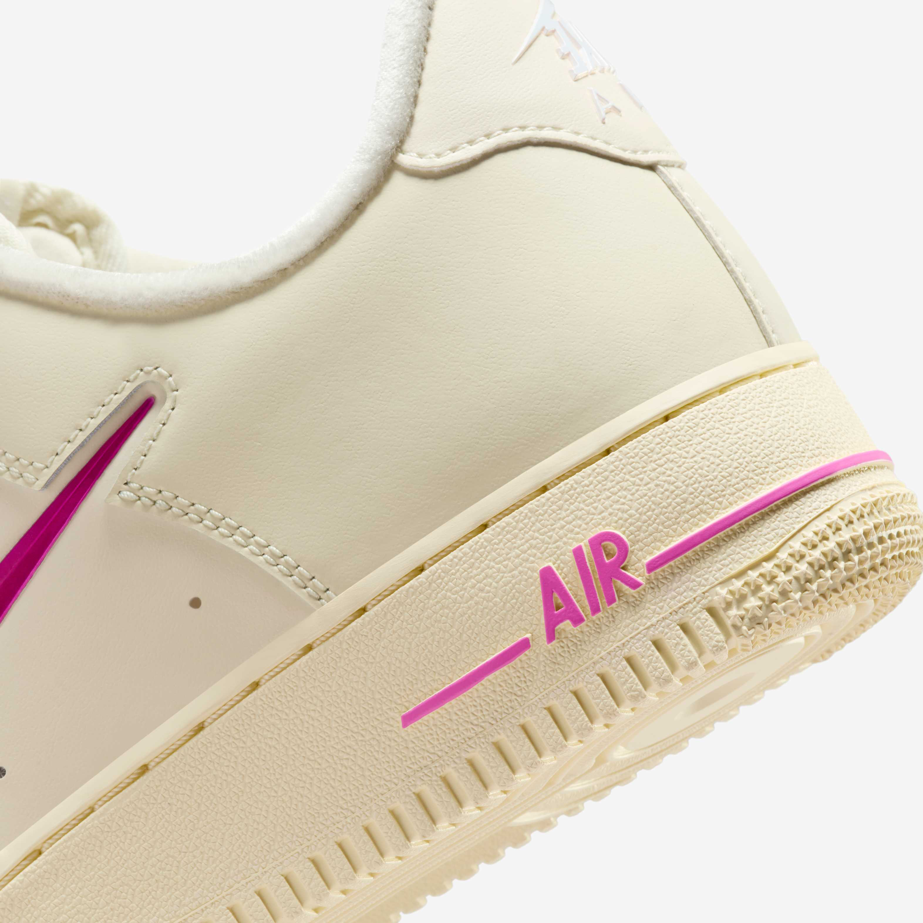 Nike Air Force 1 '07 image number 8