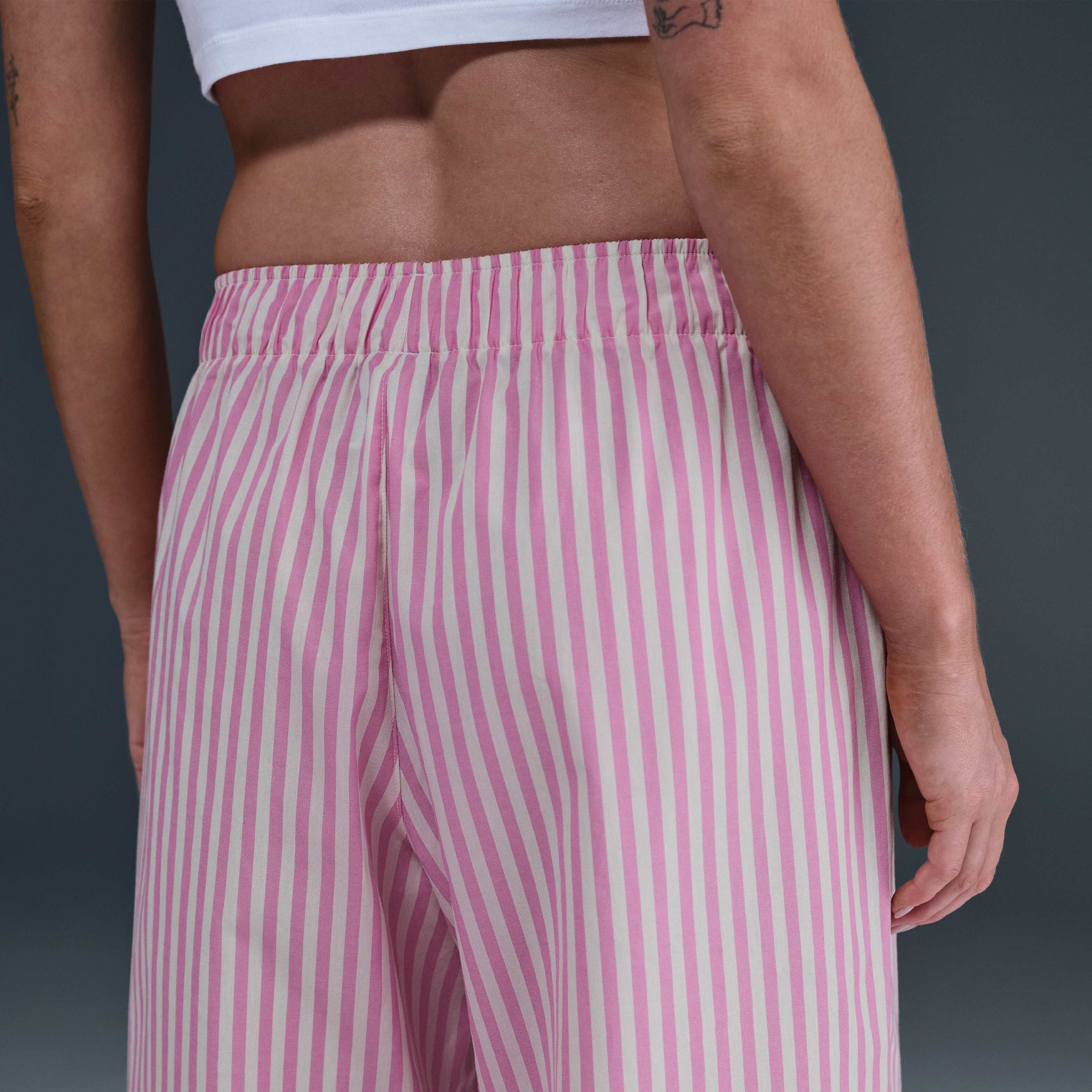 نايكي سبورتسوير تشيل بوبلين image number 2