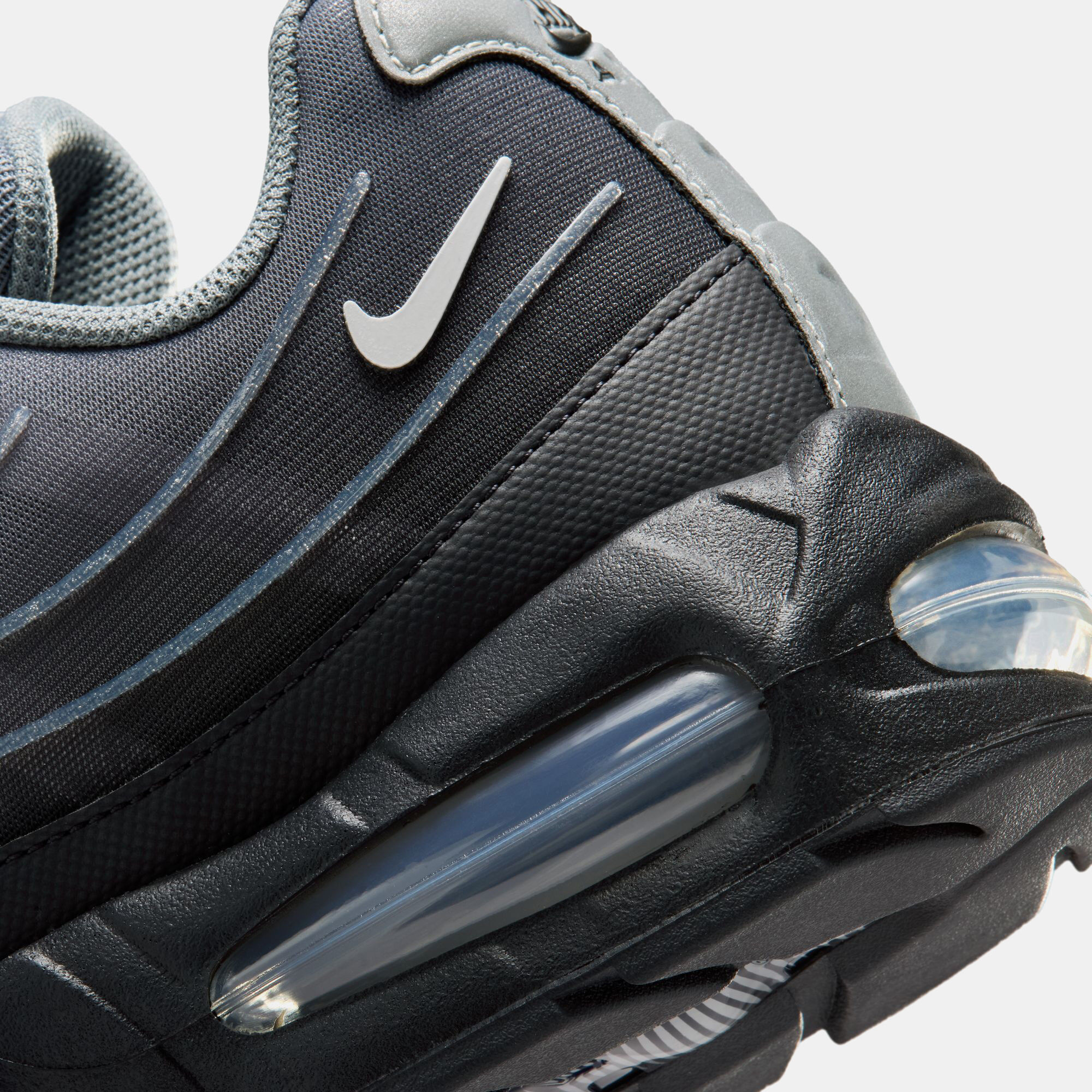 Nike Air Max 95 Tech image number 9