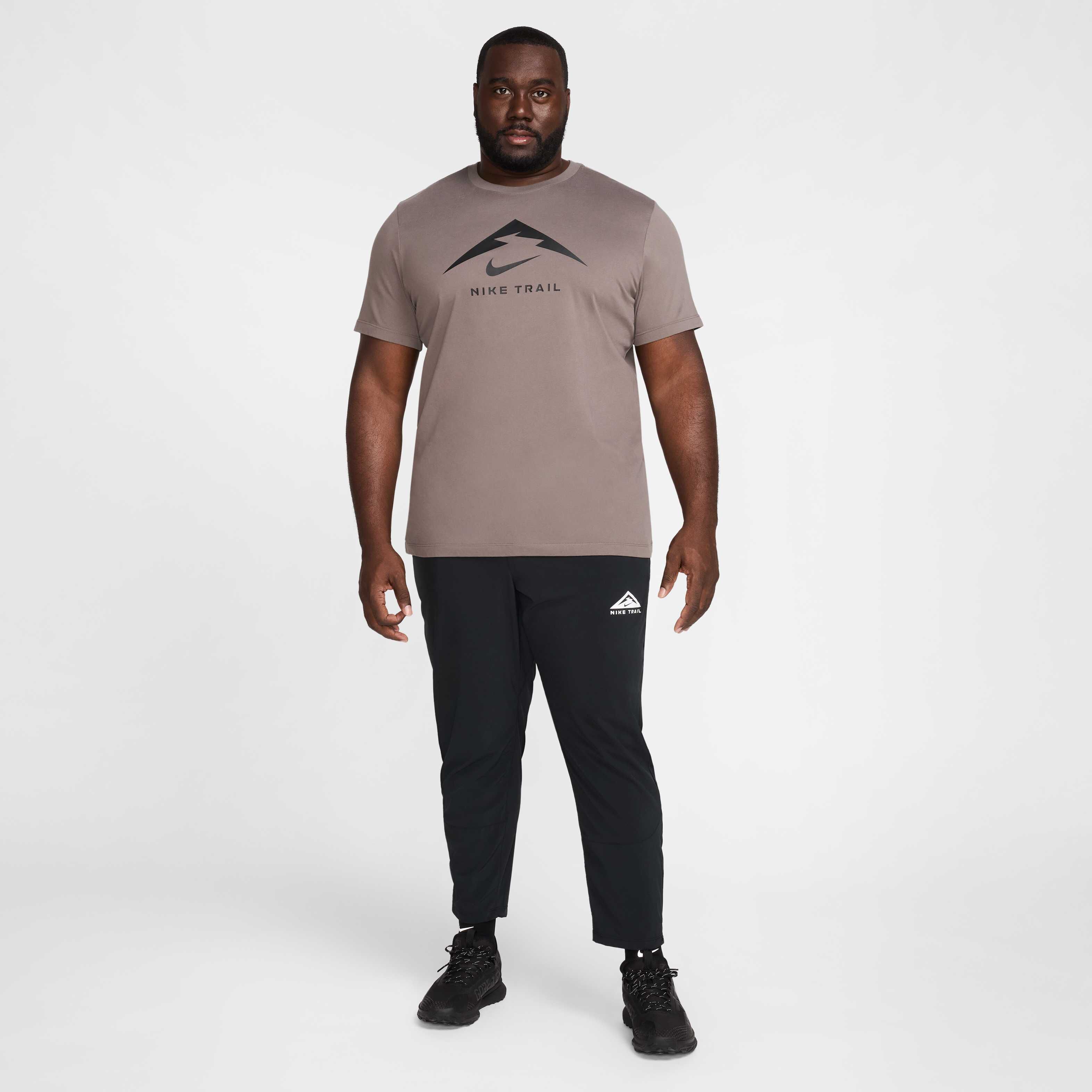 ★Nike★ Dry Fit Men's Running T-Shirt FJ2363-121 Nike Dri-FIT Men's Running T-Shirt. Nike MY