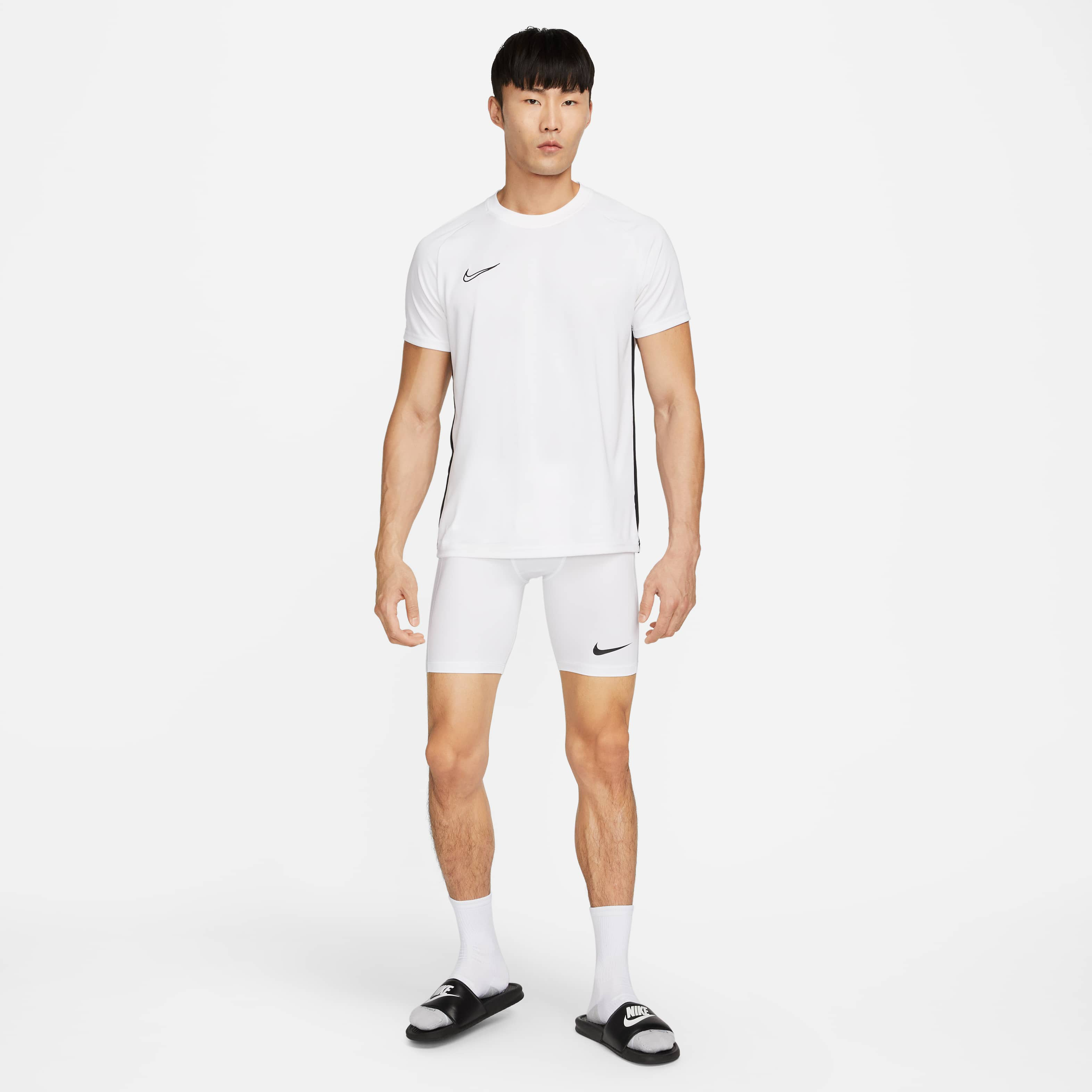 نايكي برو دراي-فت سترايك image number 4