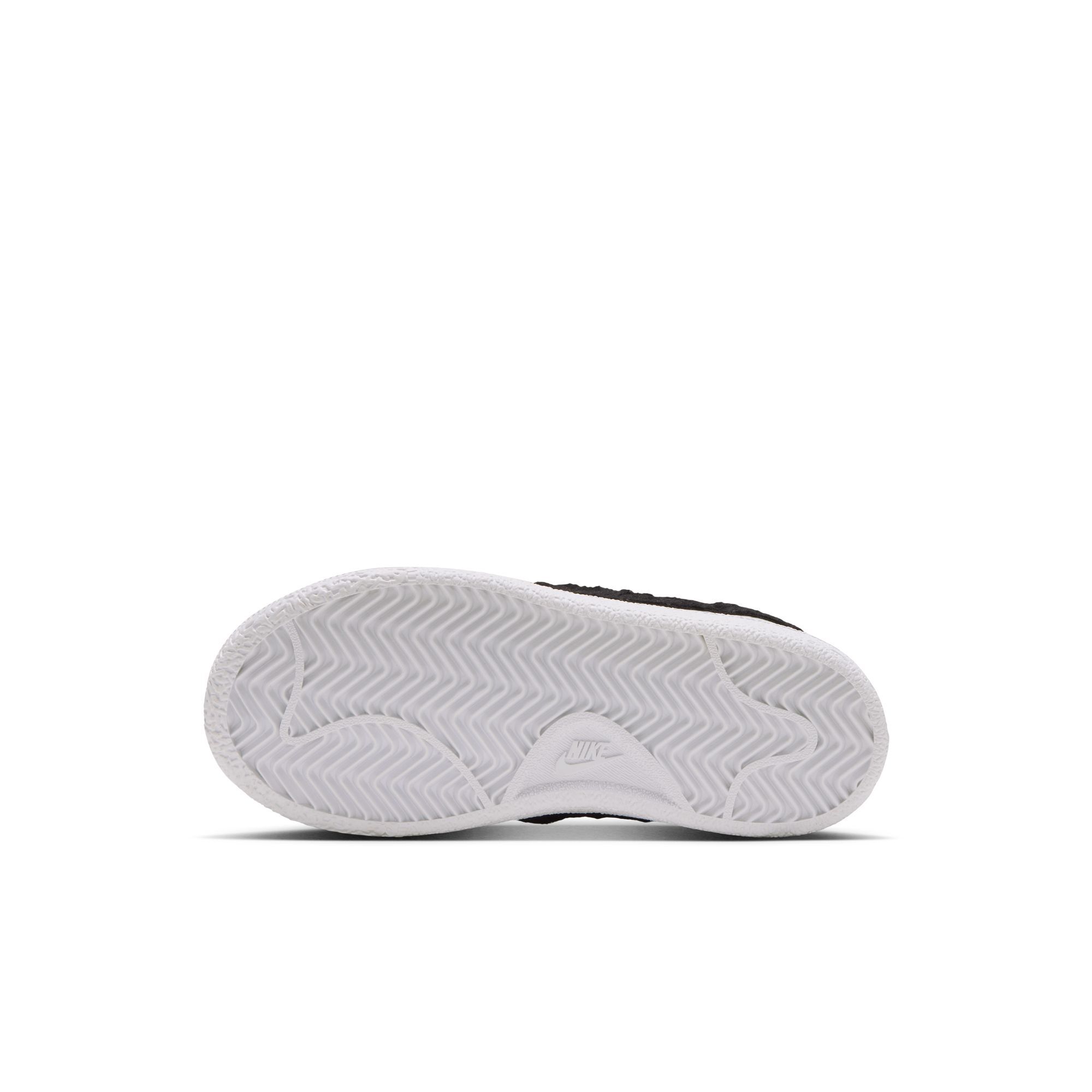 Nike Tennis Classic image number 7