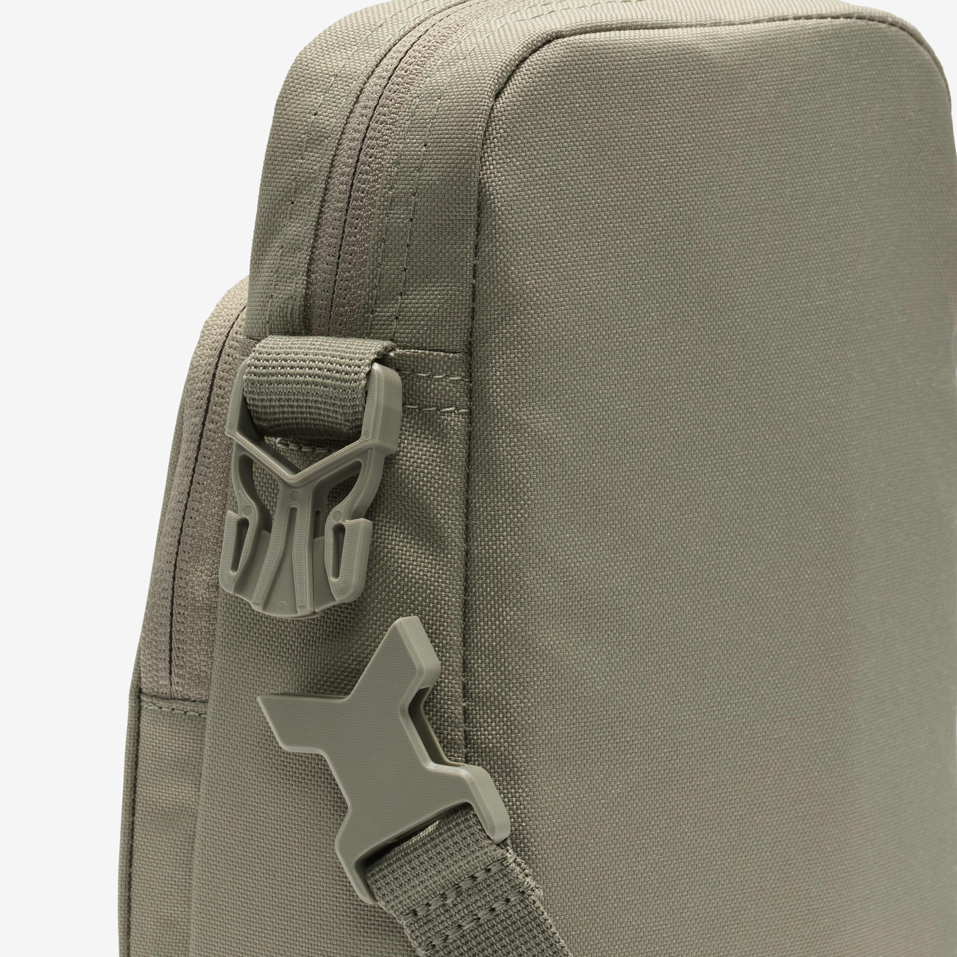 Nike Heritage image number 6