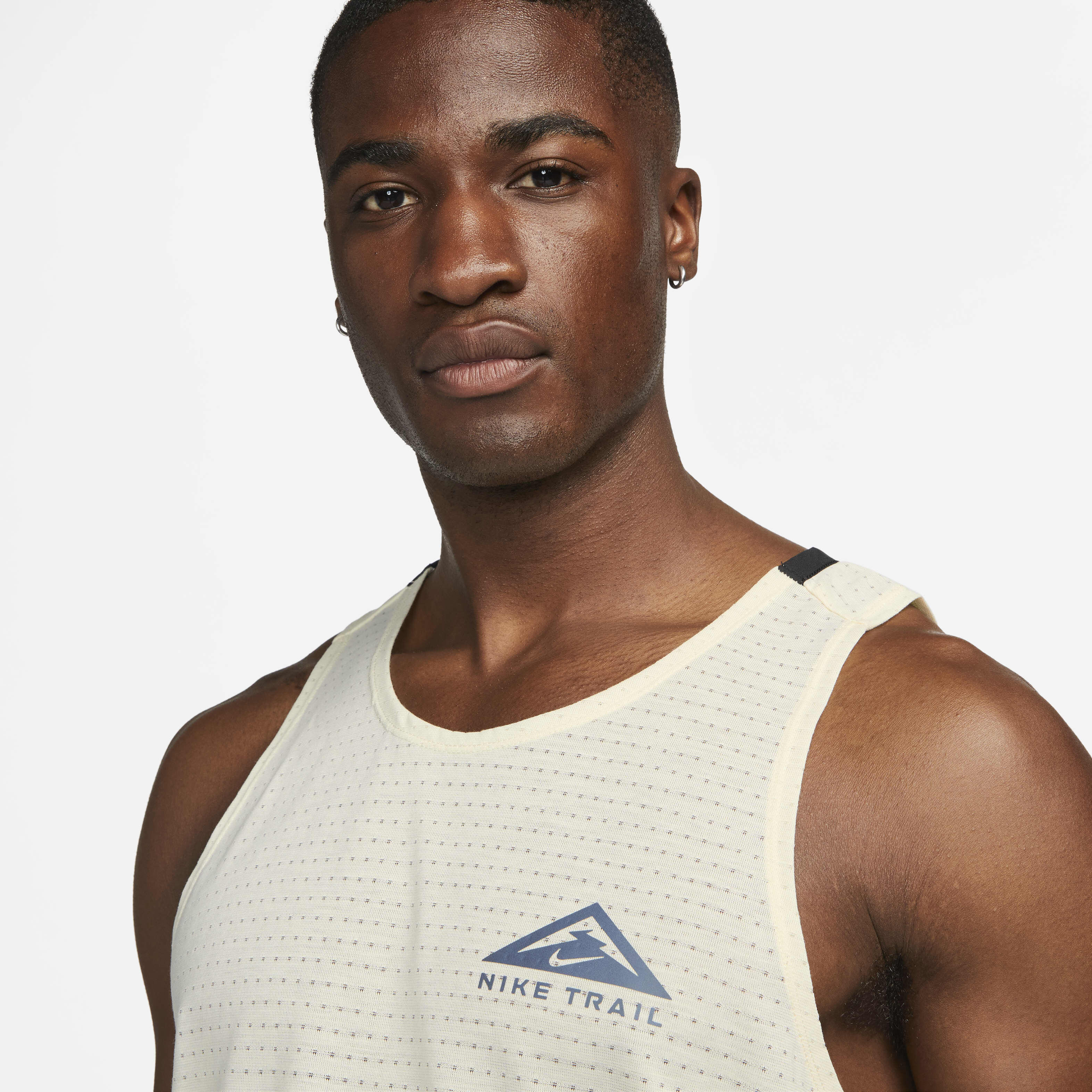 Nike trail tank shop