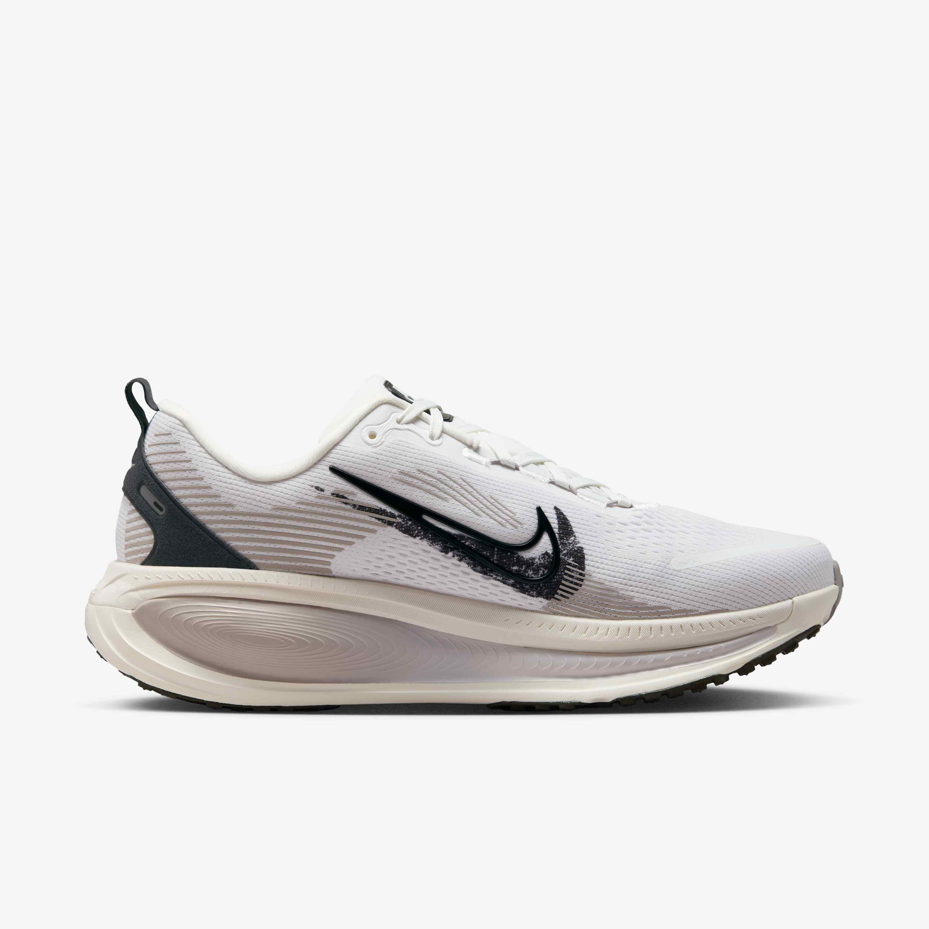 Nike Vomero 18 image number 2