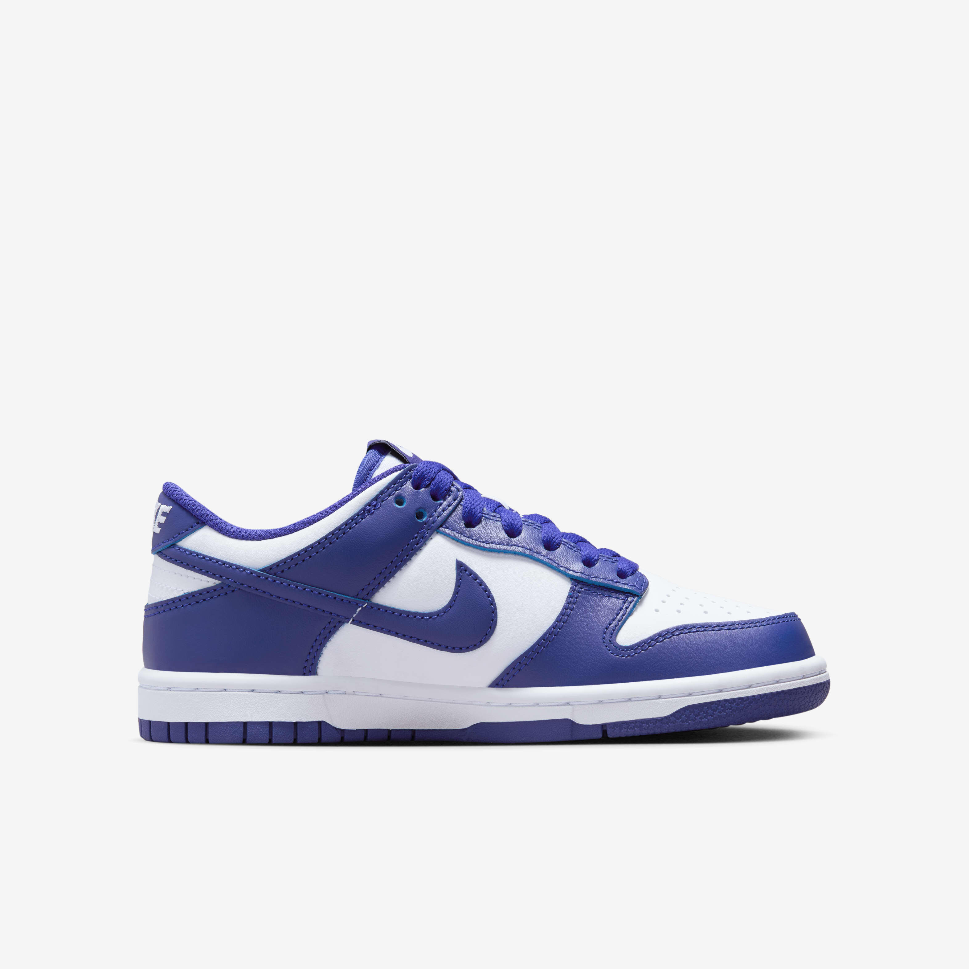 Nike Dunk Low image number 2