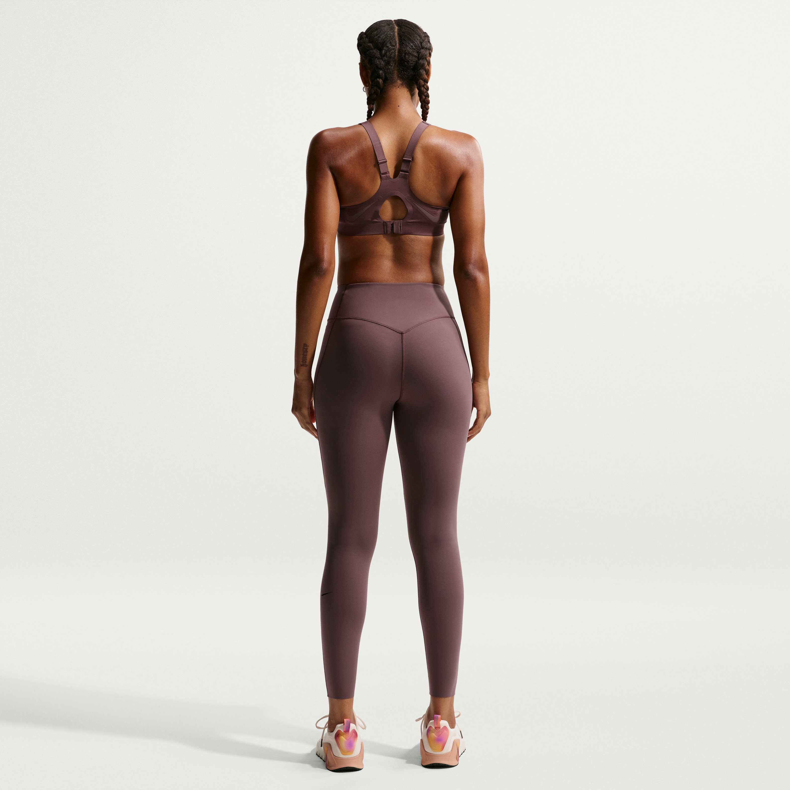 نايكي رايفال image number 4