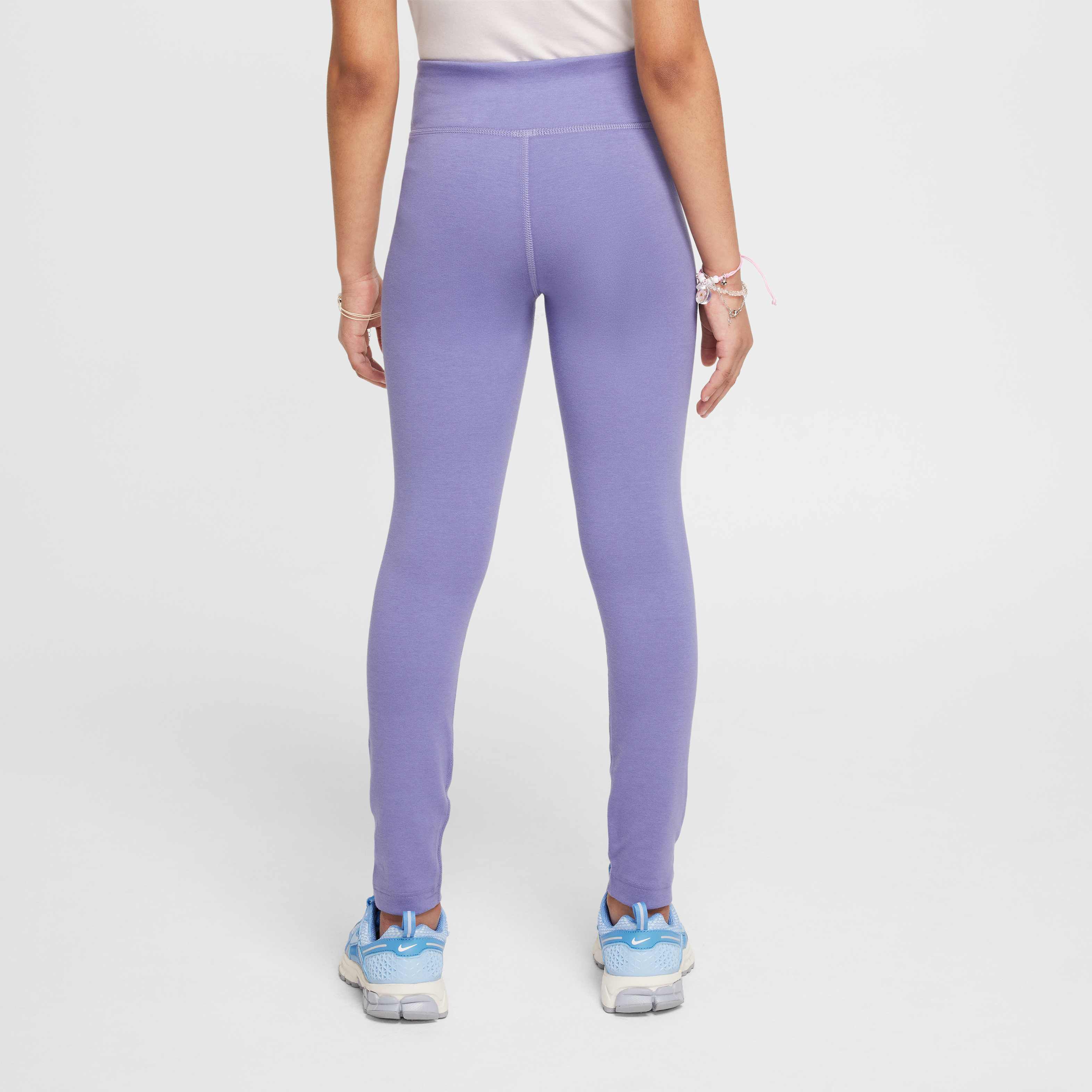 Nike Sportswear Classic image number 1